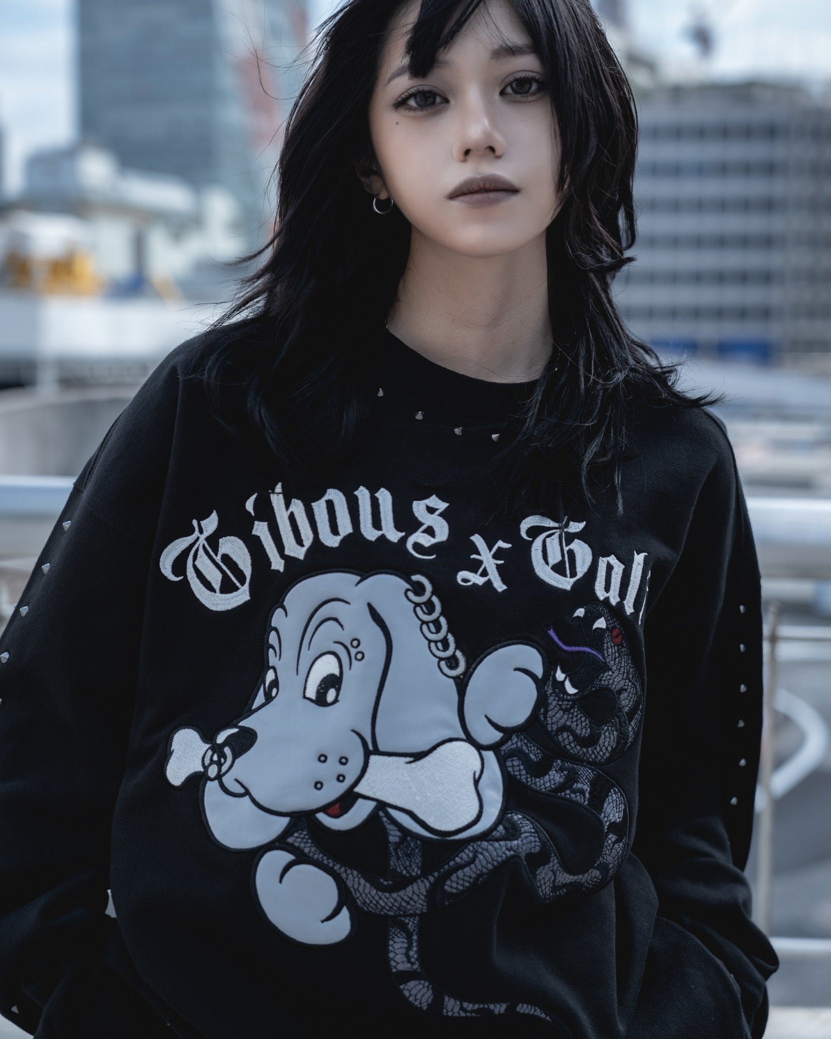 【受注生産】gibous×GALFY snake dog damage studs trainer black