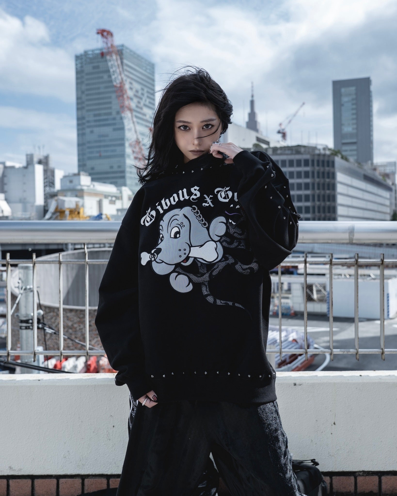 【受注生産】gibous×GALFY snake dog damage studs trainer black