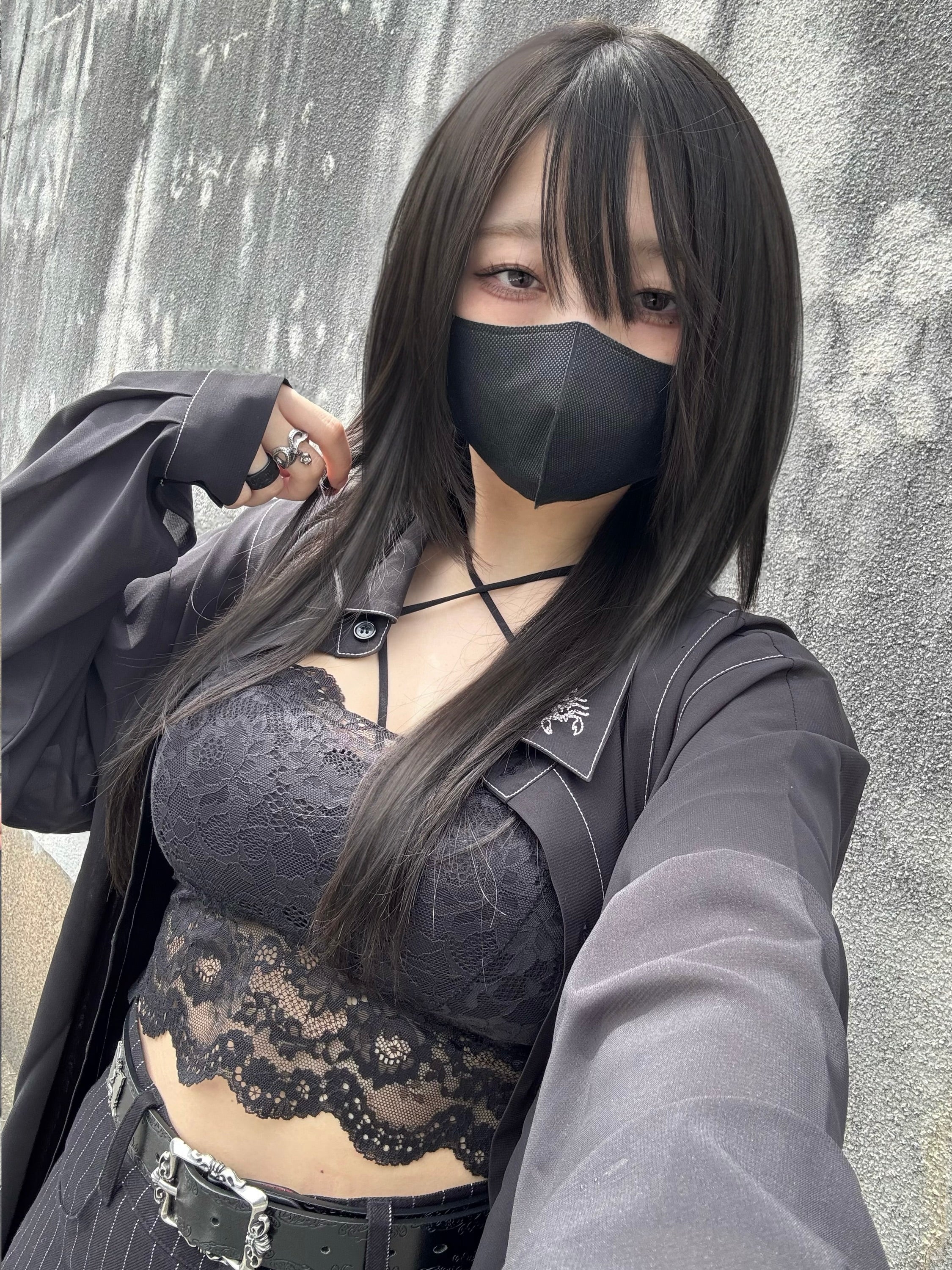 gibous sheer stitch scorpion shirt