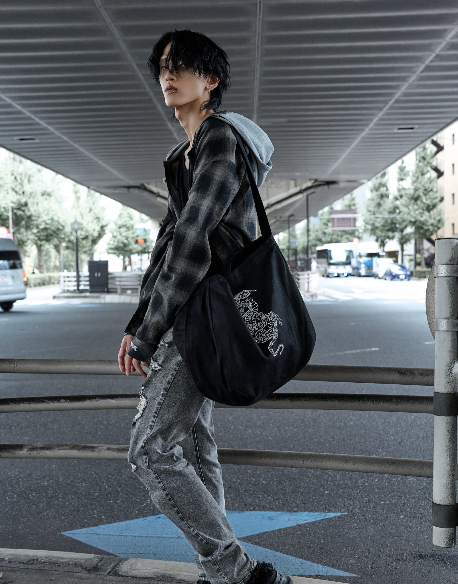 【再販】gibous snake scorpion check shirt hoodie