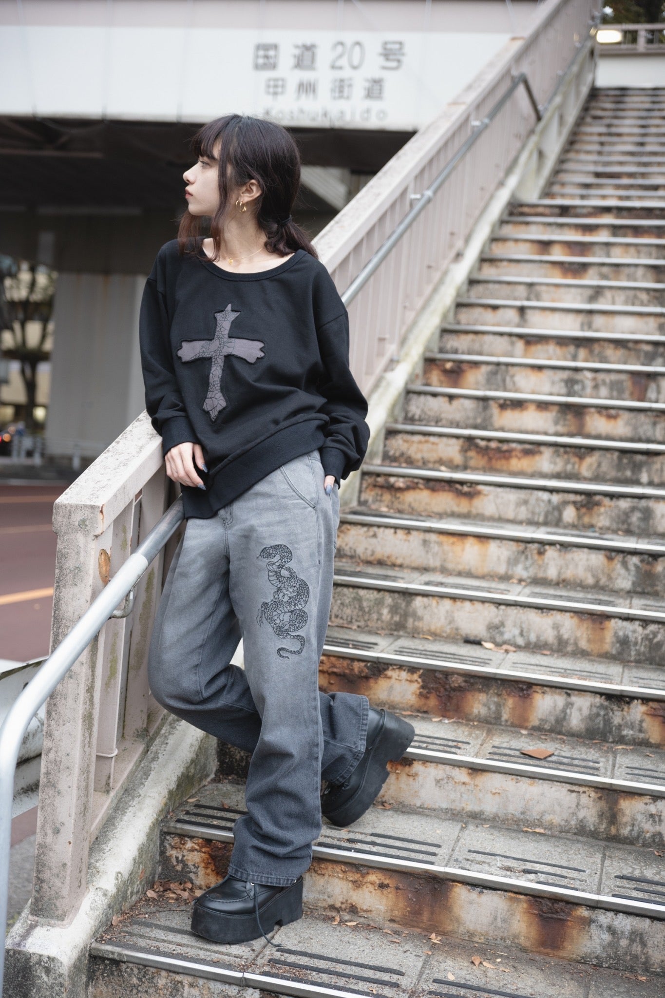 【再販】gibous snake scorpion smokey gradation denim