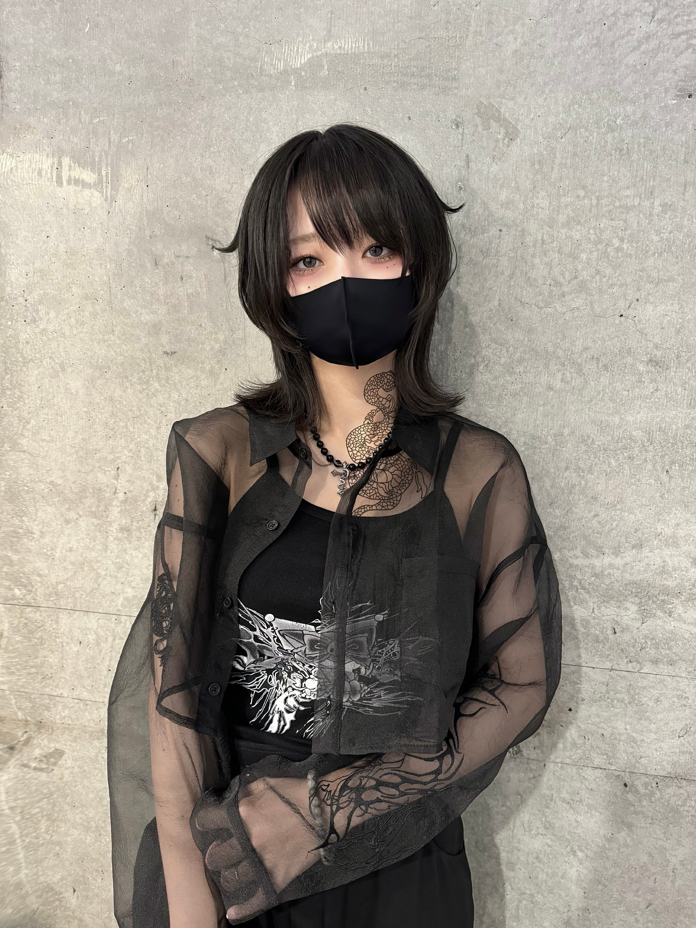 gibous tattoo sheer shirt short
