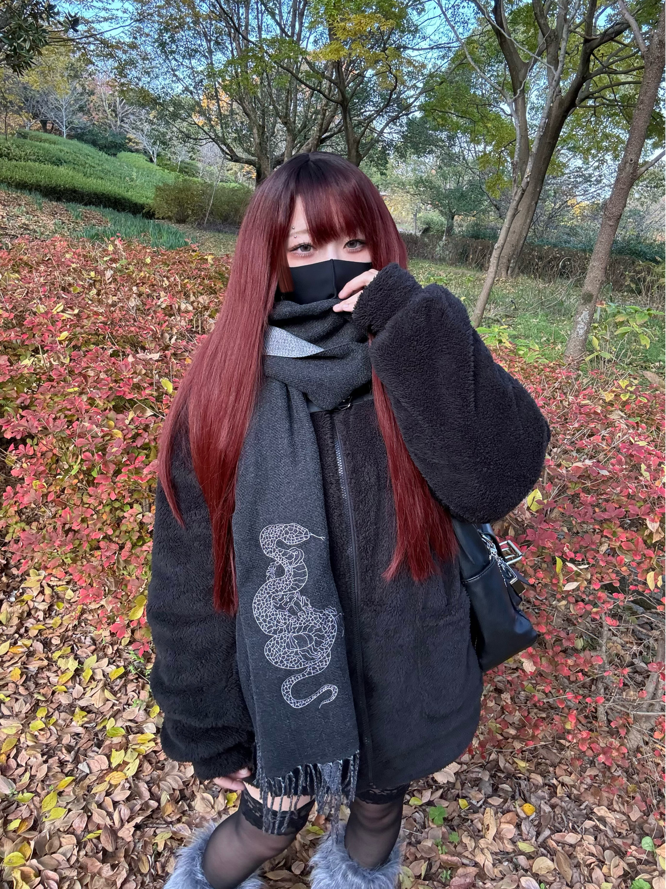 gibous snake scorpion bicolor scarf gray×black