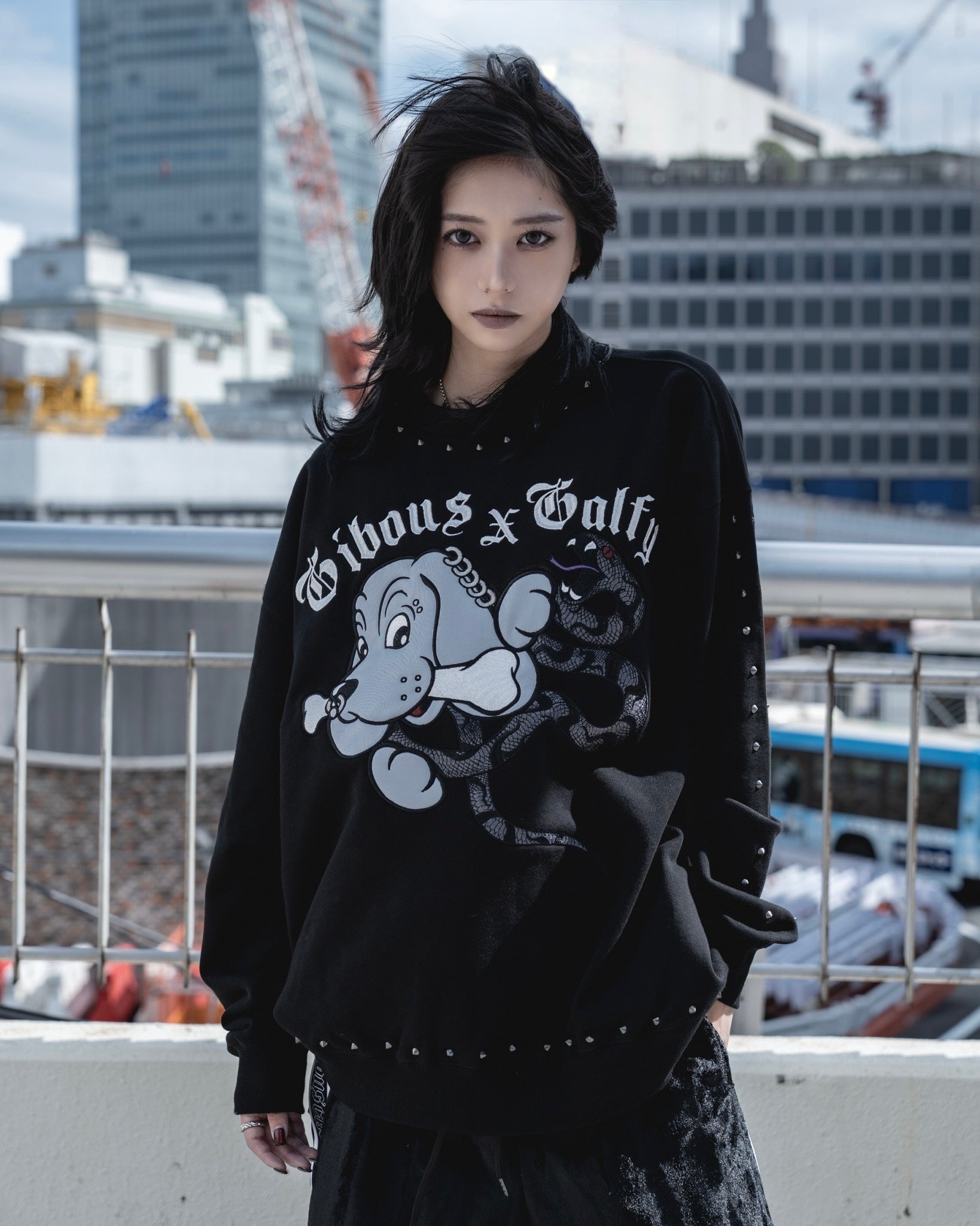 【受注生産】gibous×GALFY snake dog damage studs trainer black