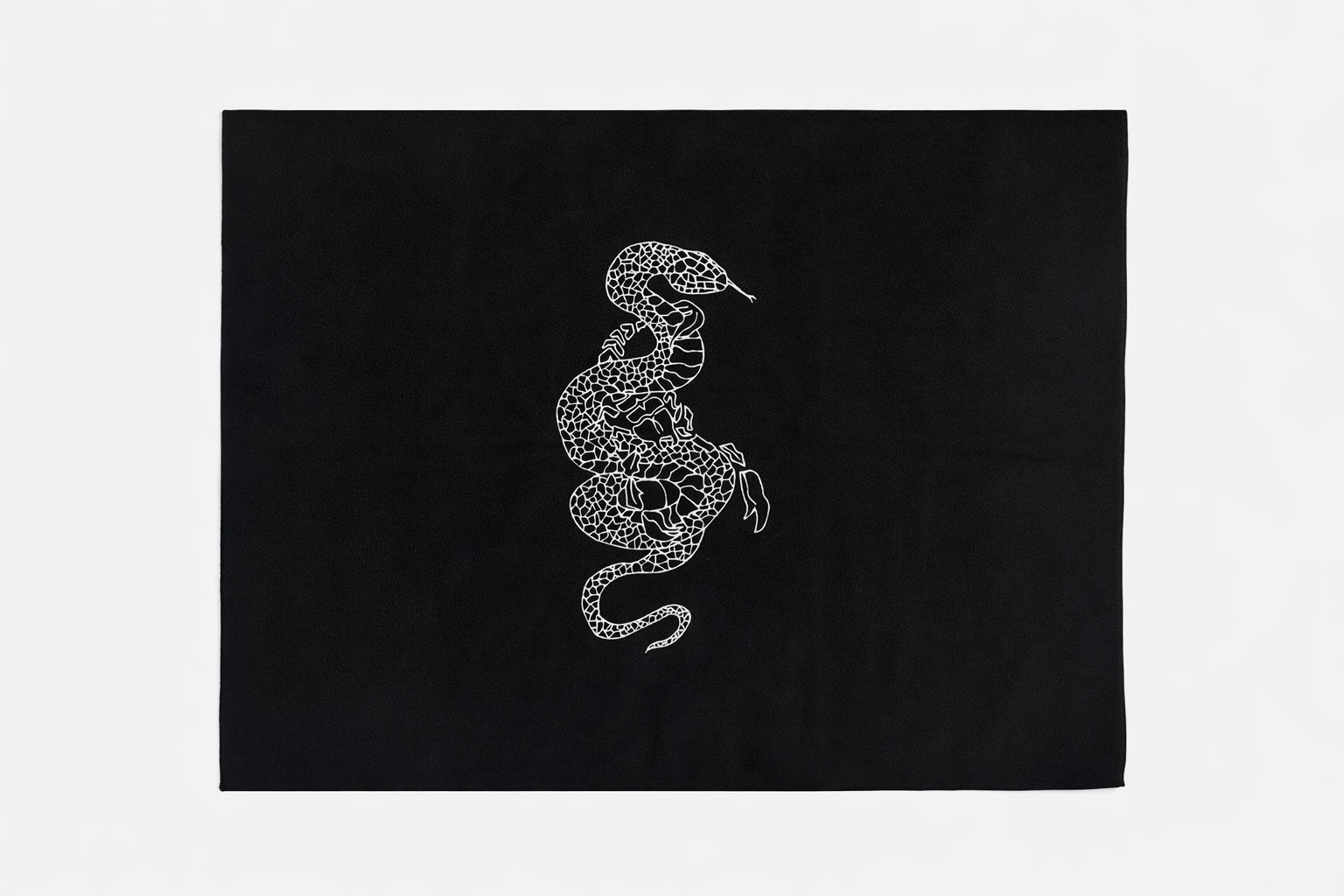 gibous snake scorpion blanket