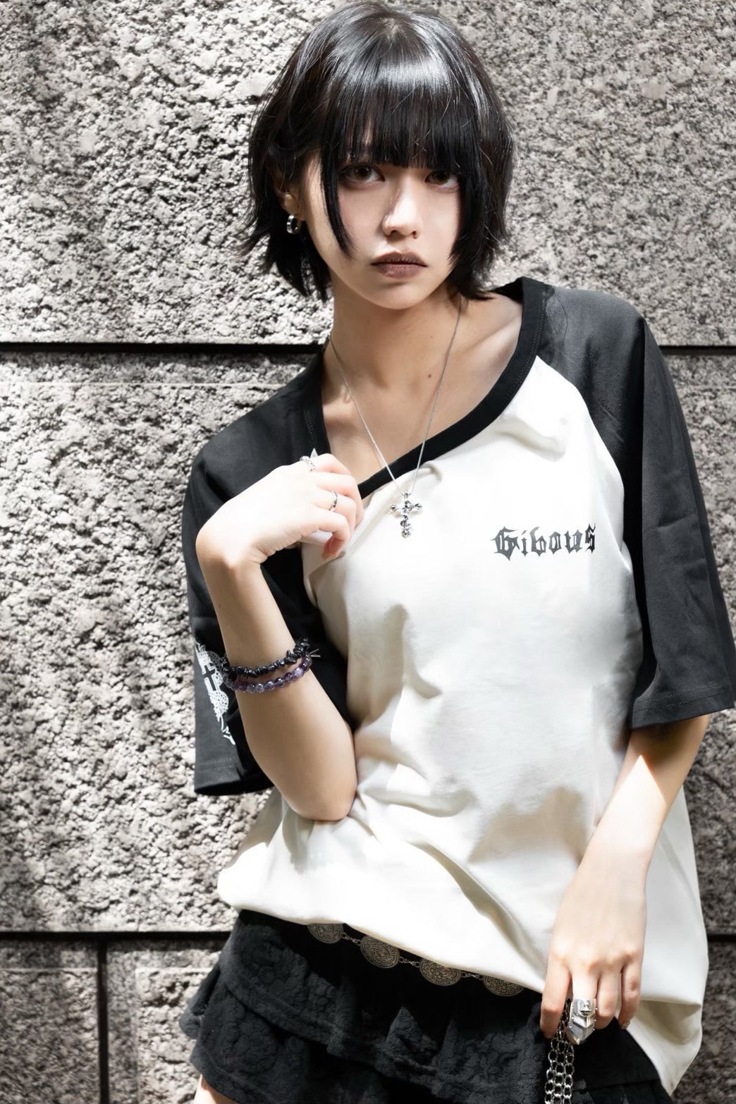 【再販】gibous cross snake necklace