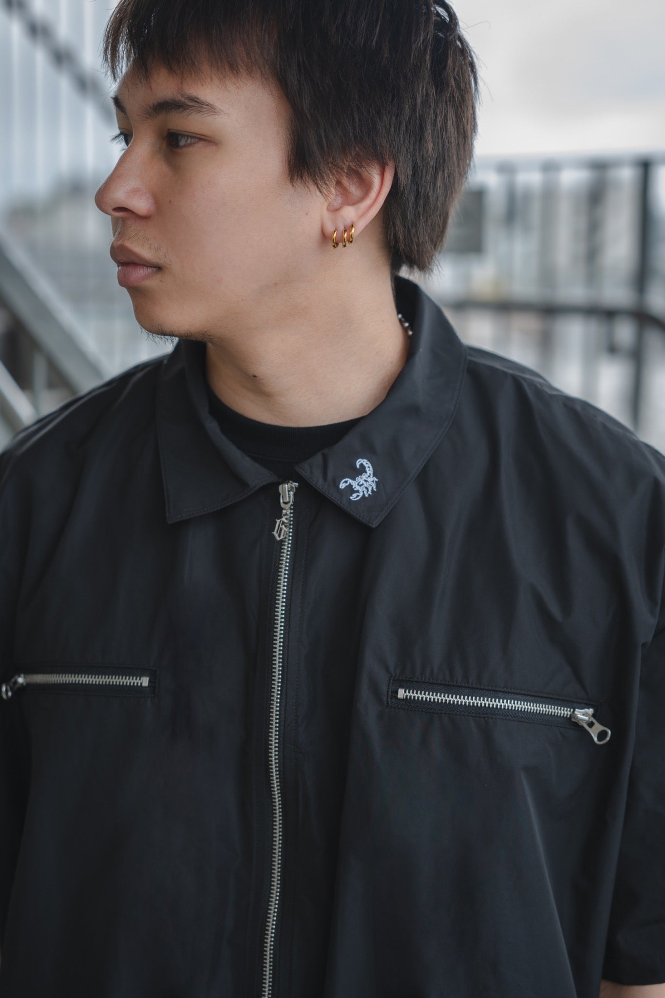 gibous scorpion zipper jacket