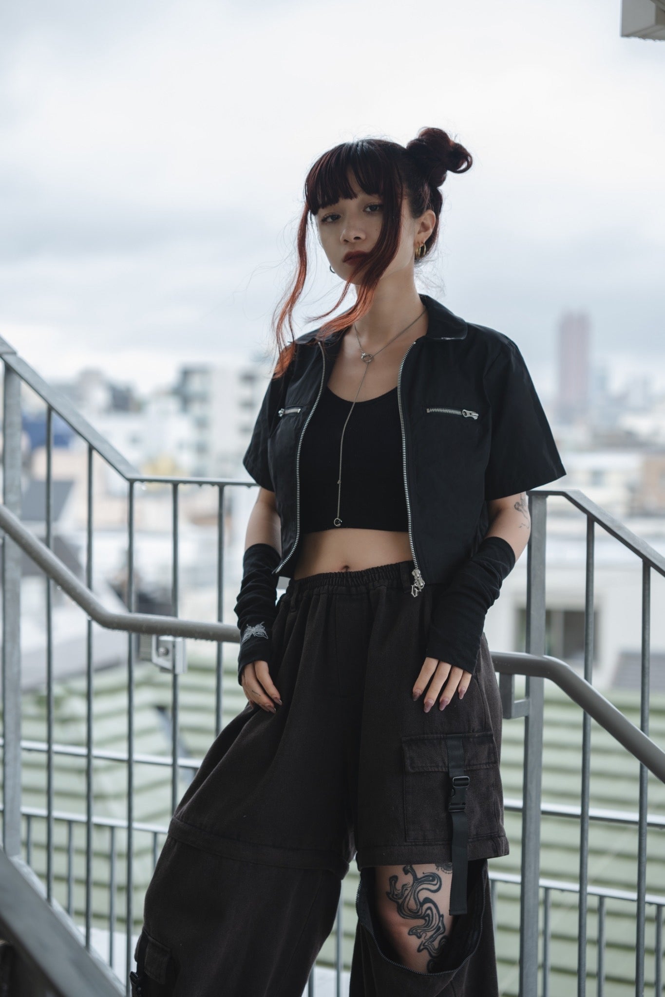 gibous scorpion zipper jacket