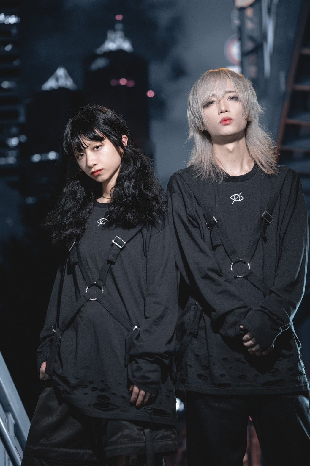 gibous×kry cross belt long t shirt