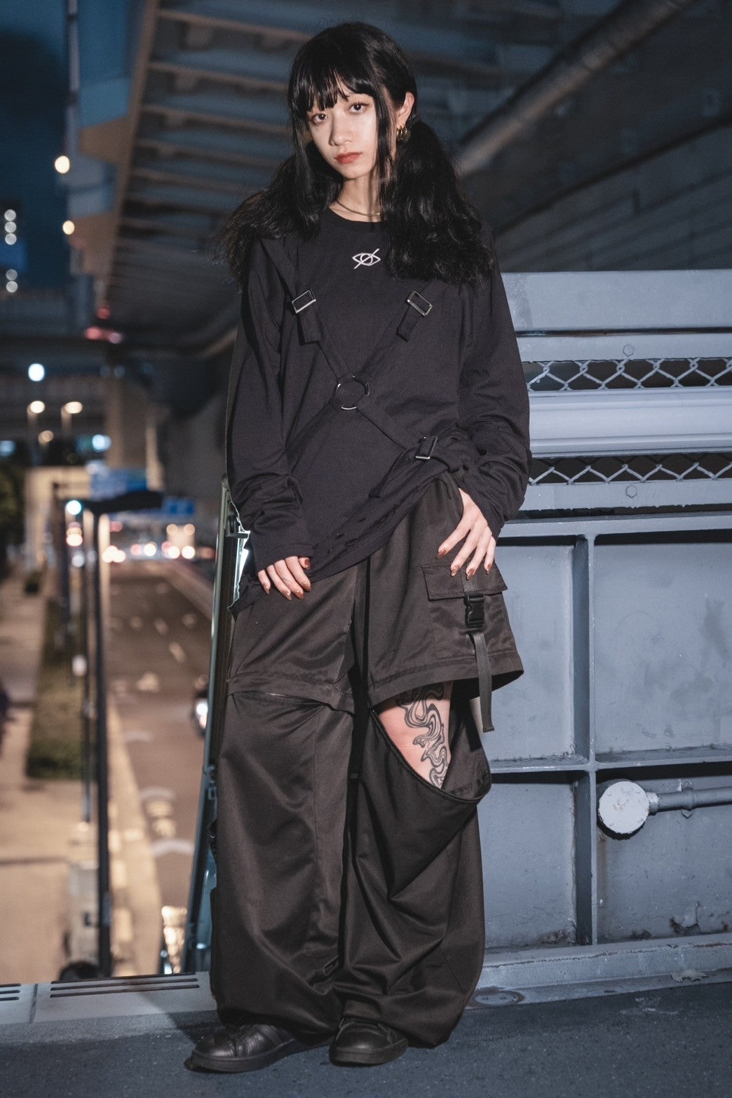 gibous×kry cross belt long t shirt