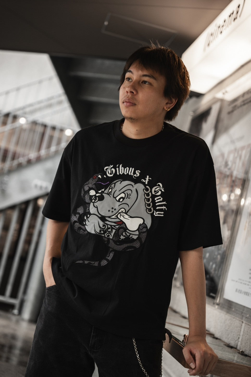 【再販】gibous×GALFY snake dog damage T shirt black