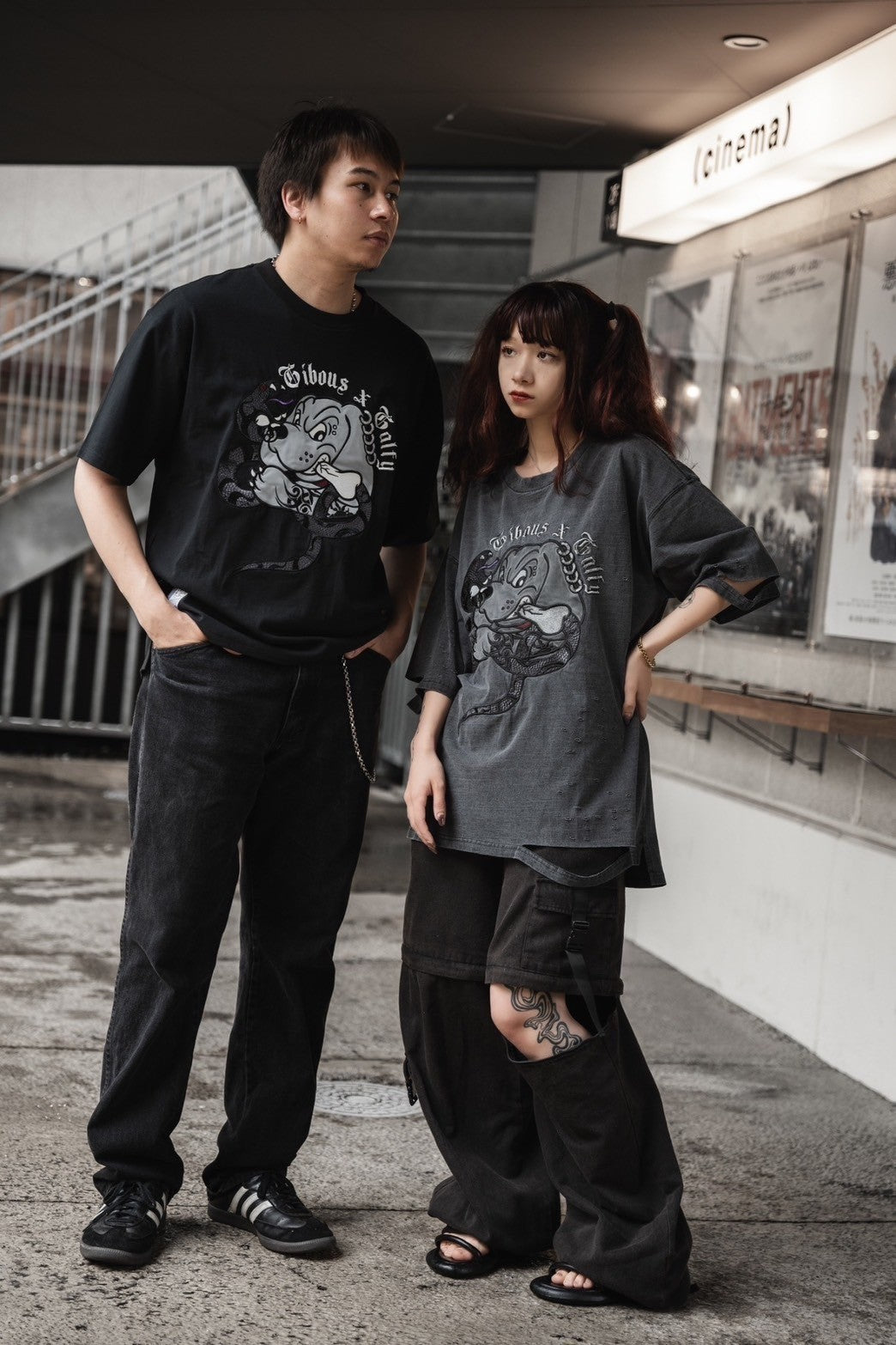 【再販】gibous×GALFY snake dog damage T shirt ink black