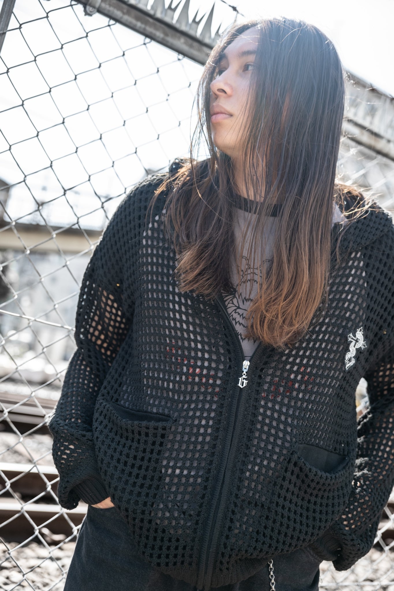 【再販】gibous cross snake mesh parker