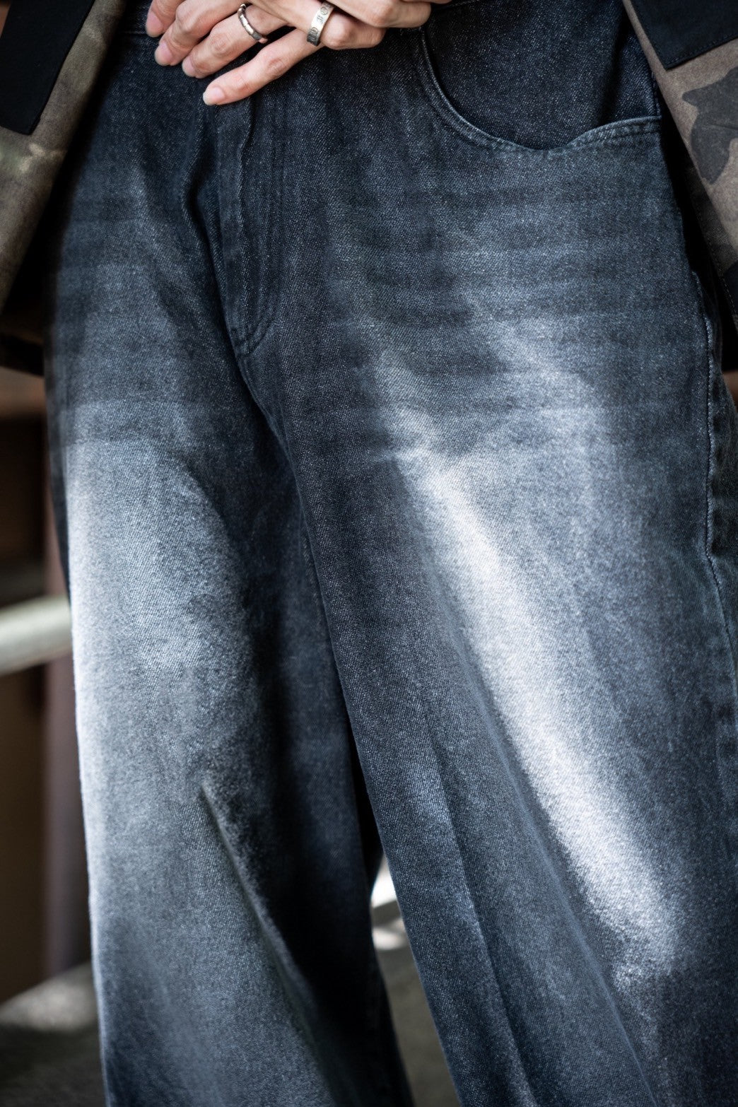 gibous snake scorpion pocket baggy pants