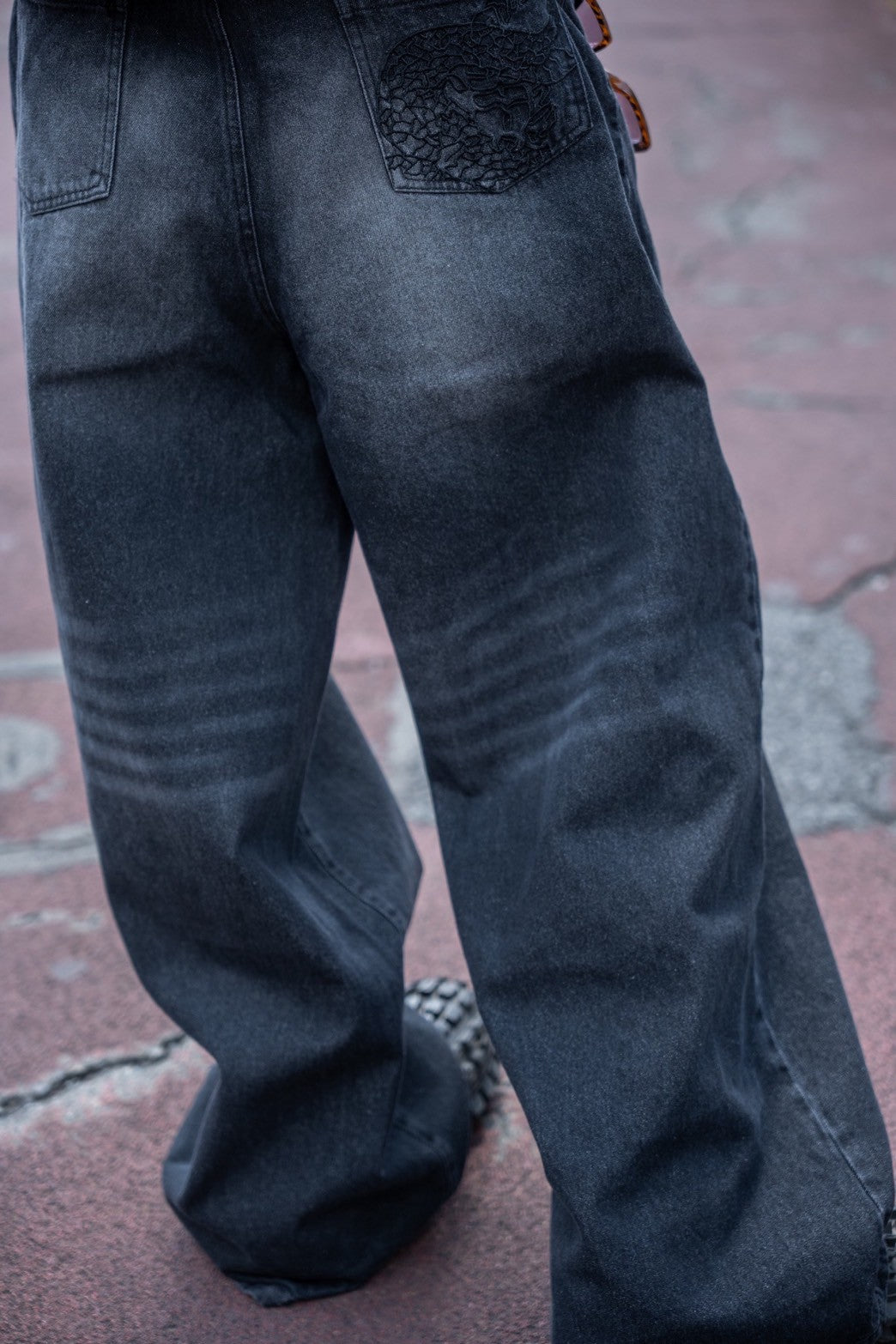 gibous snake scorpion pocket baggy pants