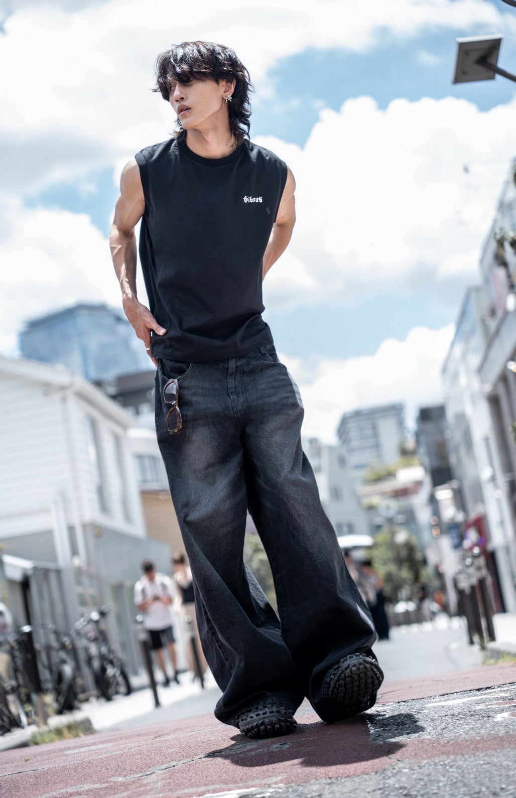 gibous snake scorpion Sleeveless T shirt black