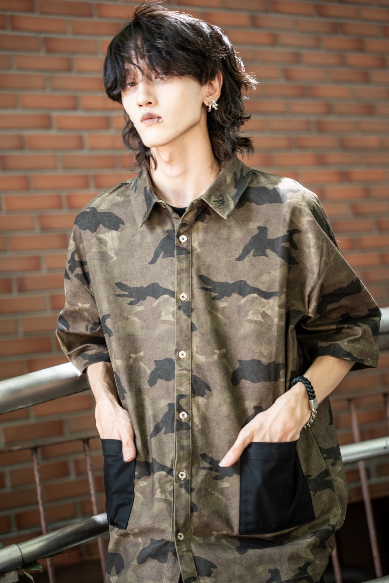 gibous Camouflage Scorpion Black Pocket Shirt