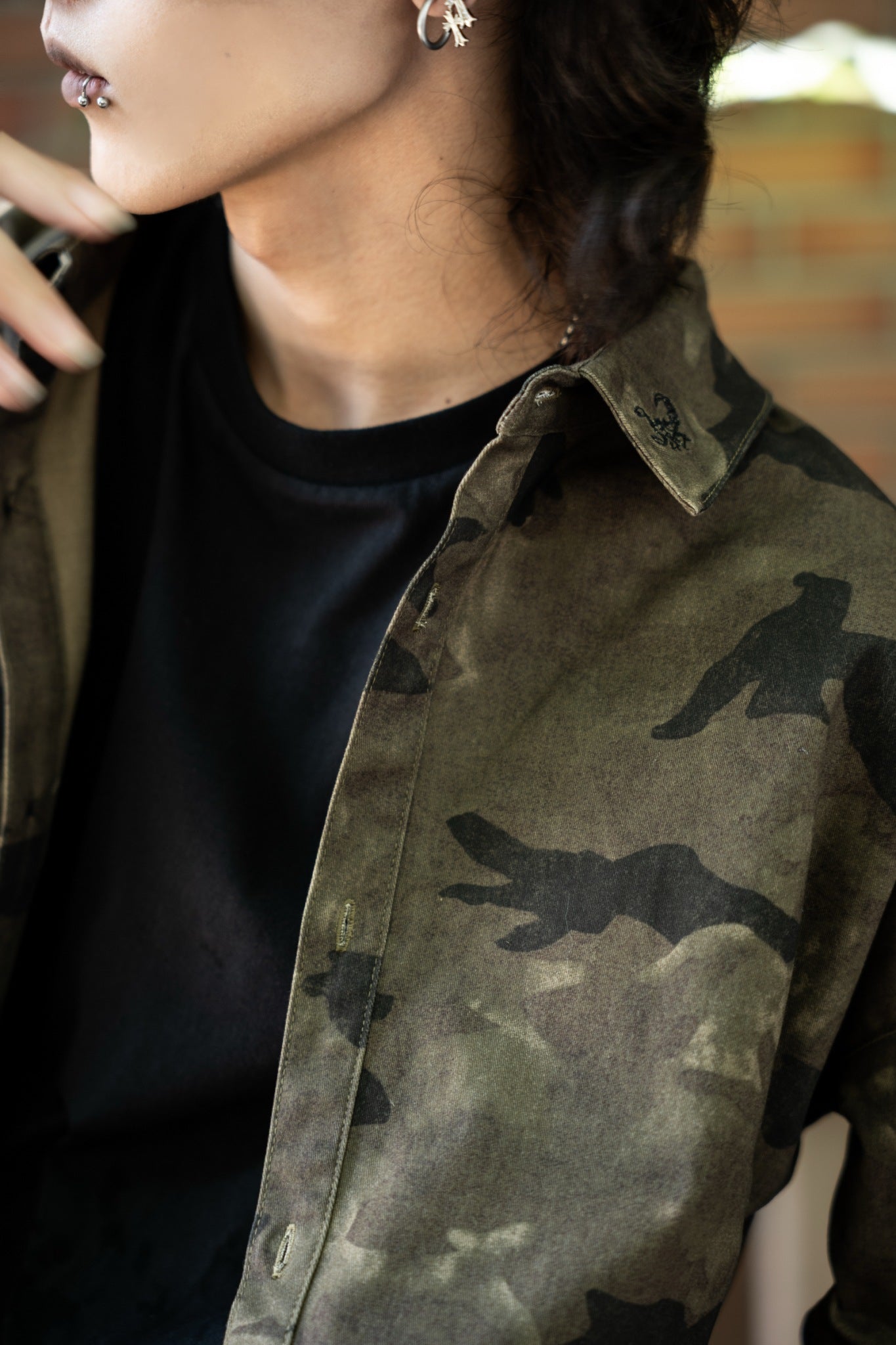 gibous Camouflage Scorpion Black Pocket Shirt