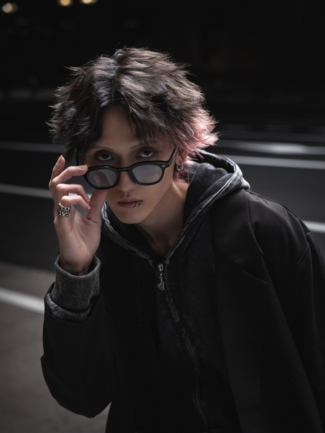 【再販】gibous snake scorpion black rimmed sunglasses