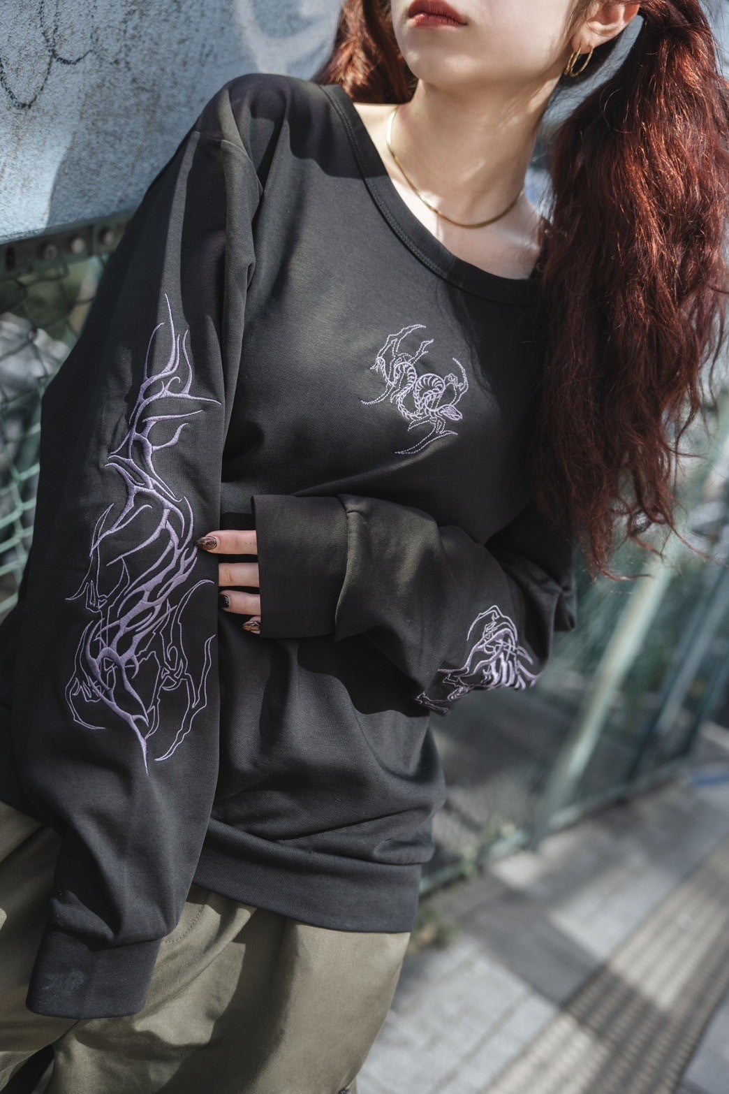 gibous snake bone tribal long t shirt black