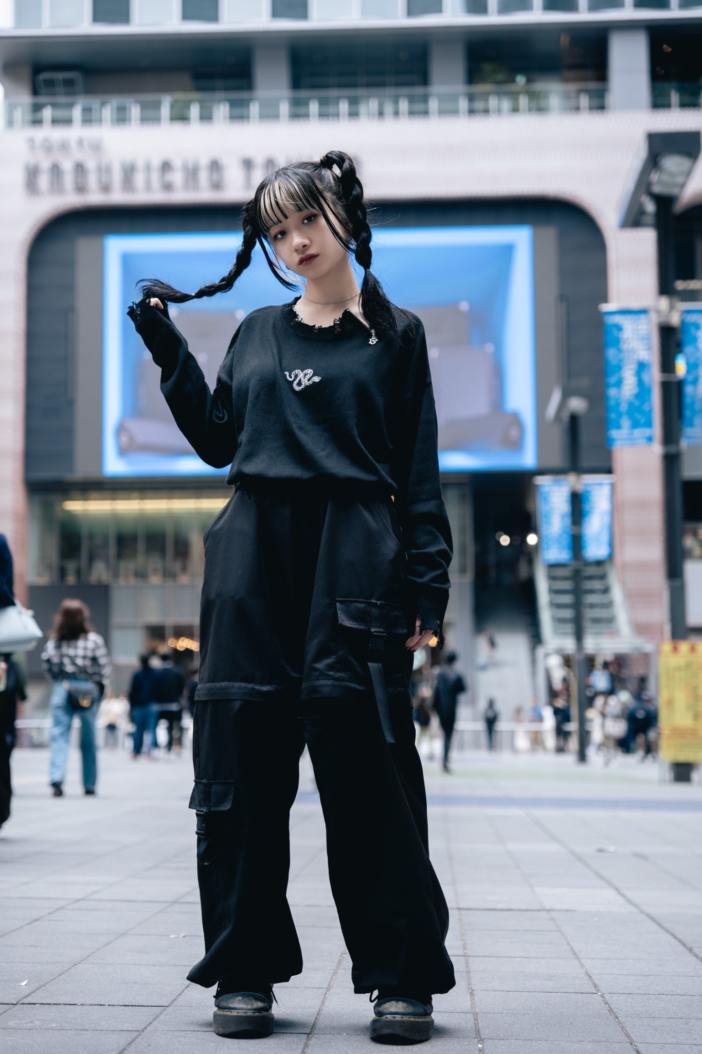 【再販】gibous damage zip knit black