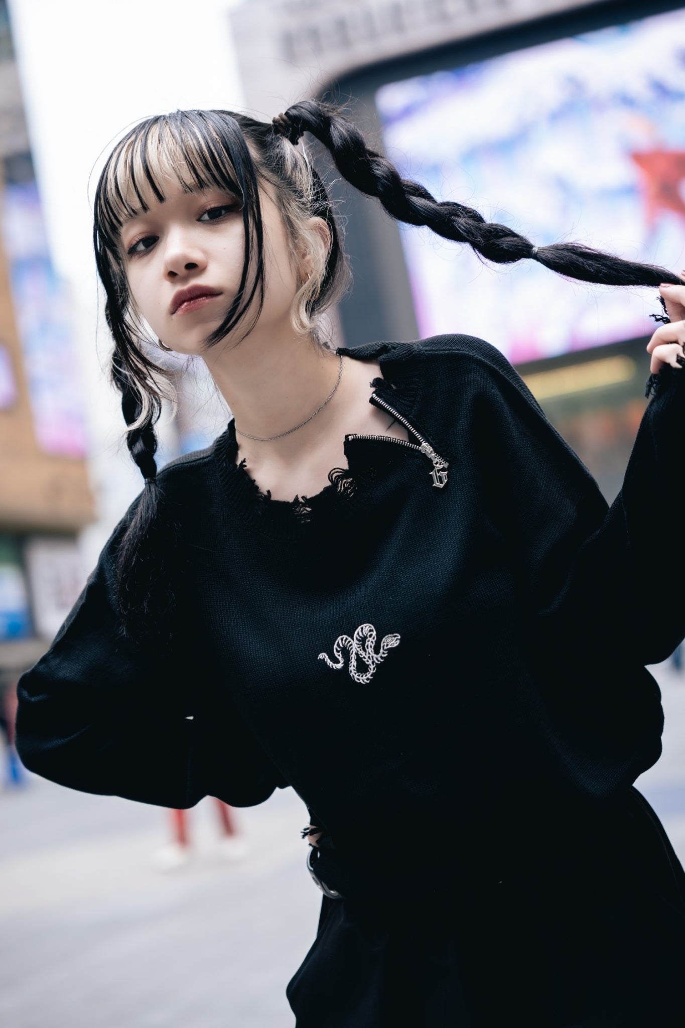 【再販】gibous damage zip knit black