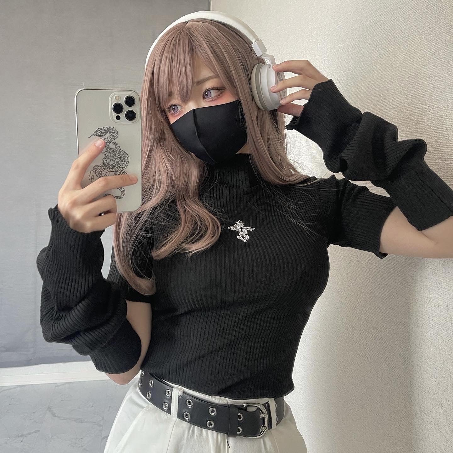 gibous 3way snake cross turtleneck