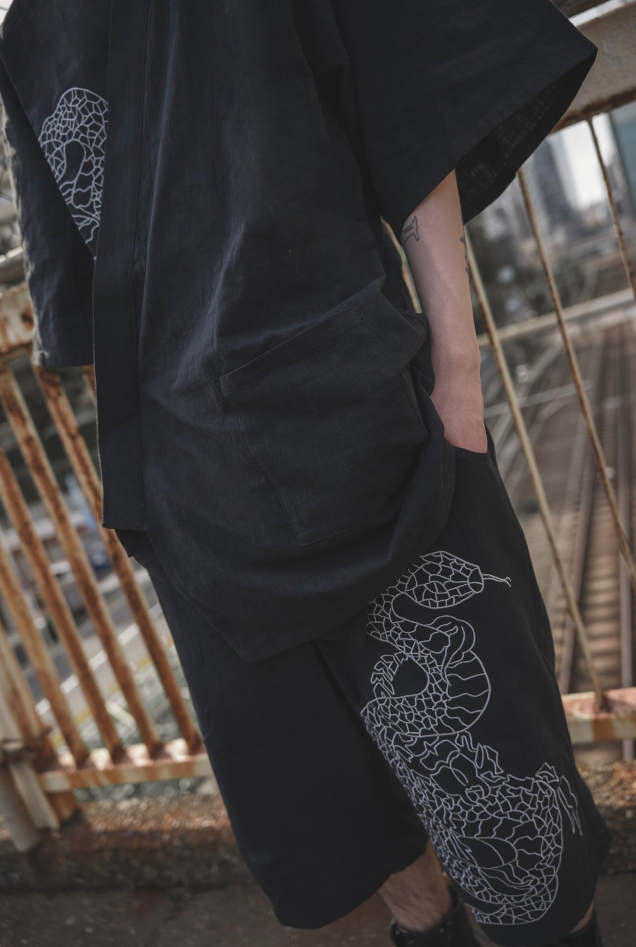 【再販】gibous snake scorpion jinbei