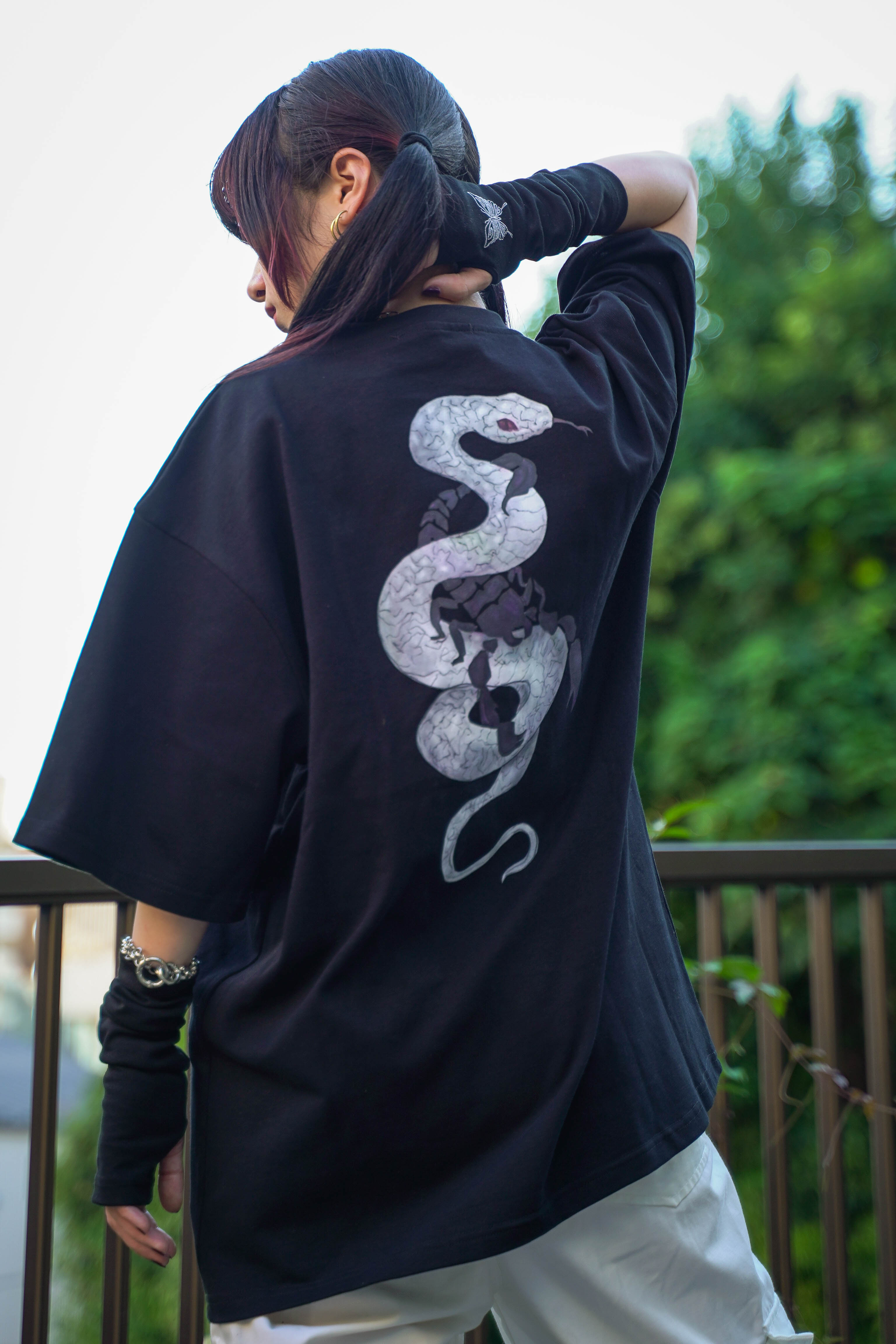 gibous logo butterfly arm cover
