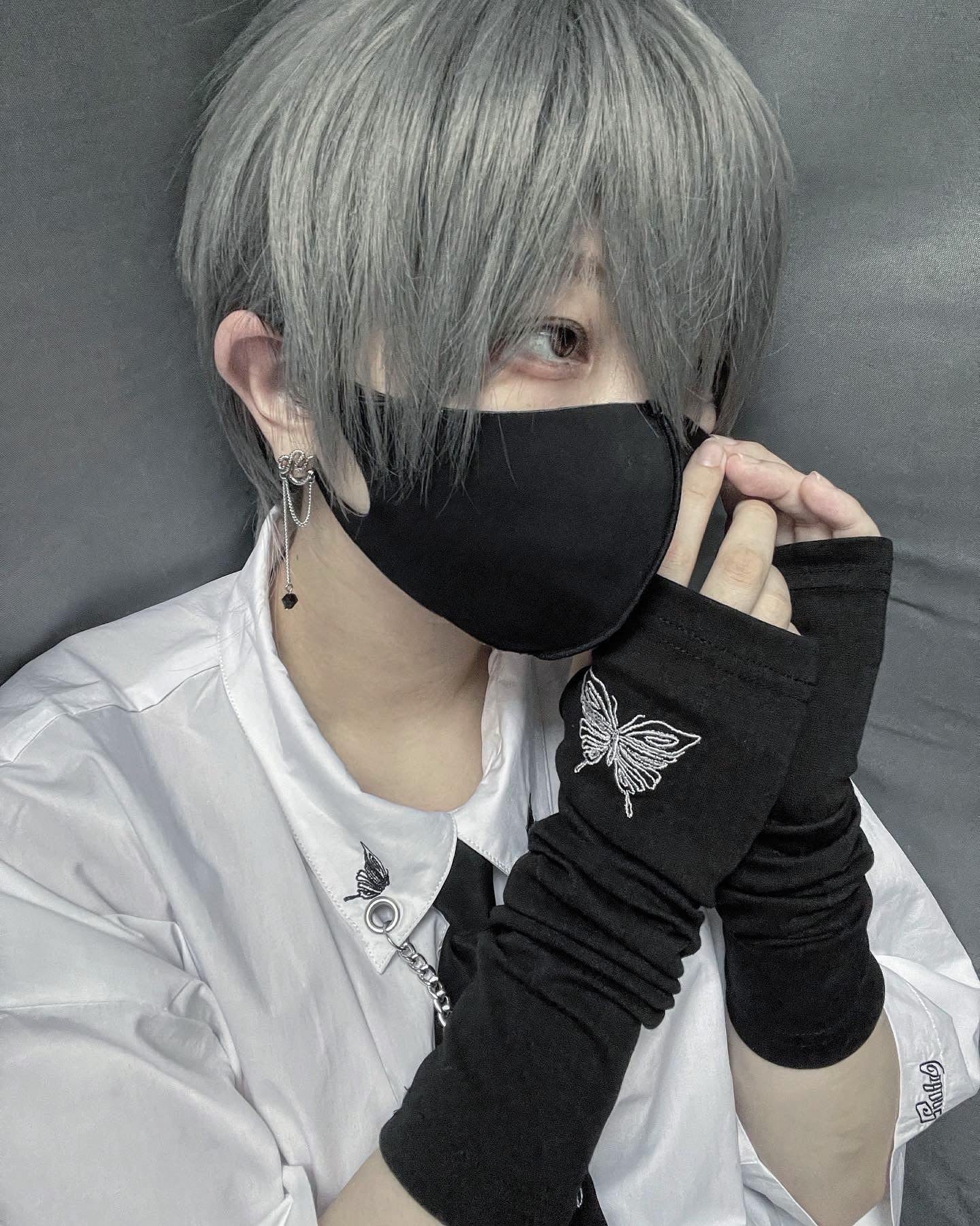 【再販】gibous snake chain stone pierce