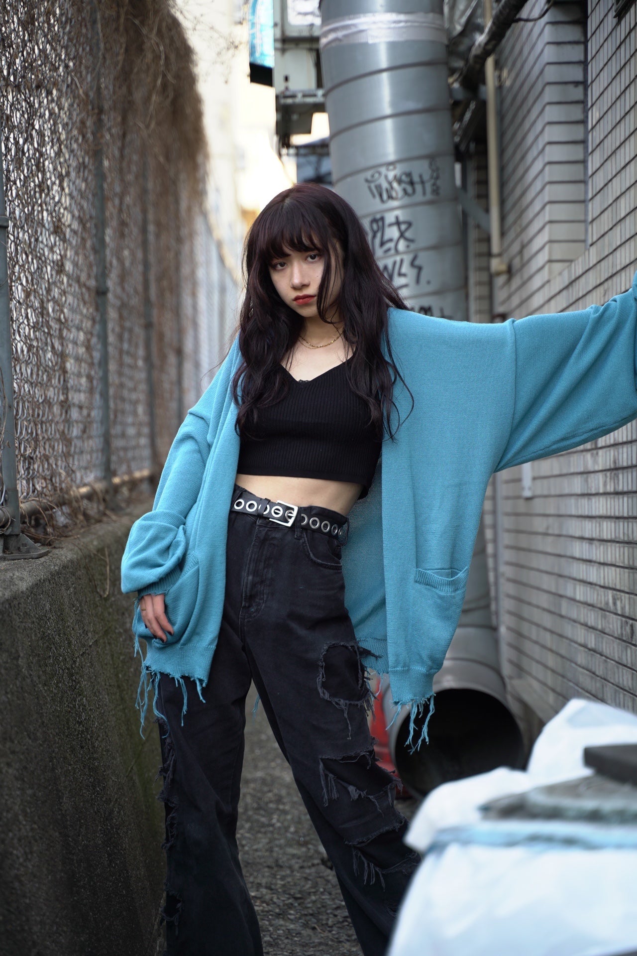 【再販】gibous damage cardigan blue
