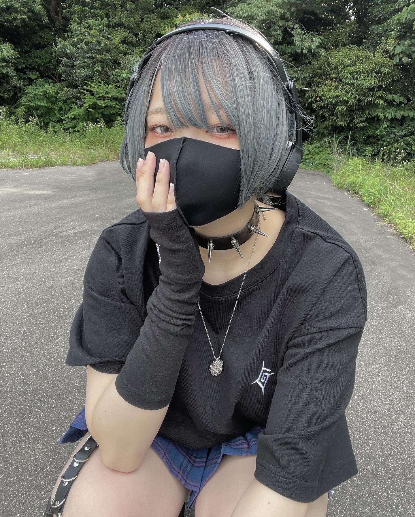 gibous Feeling T shirts black