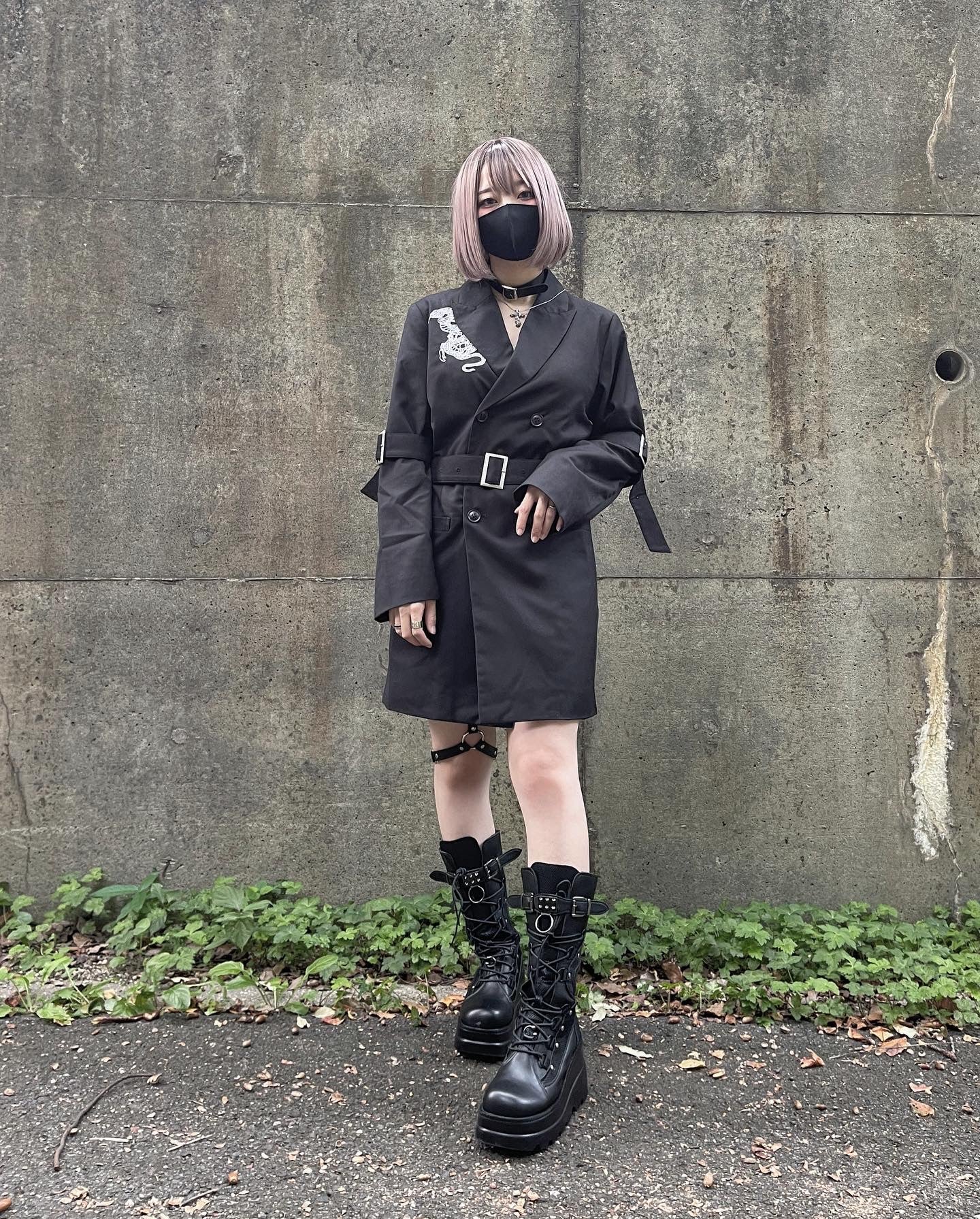 gibous belt snake jacket