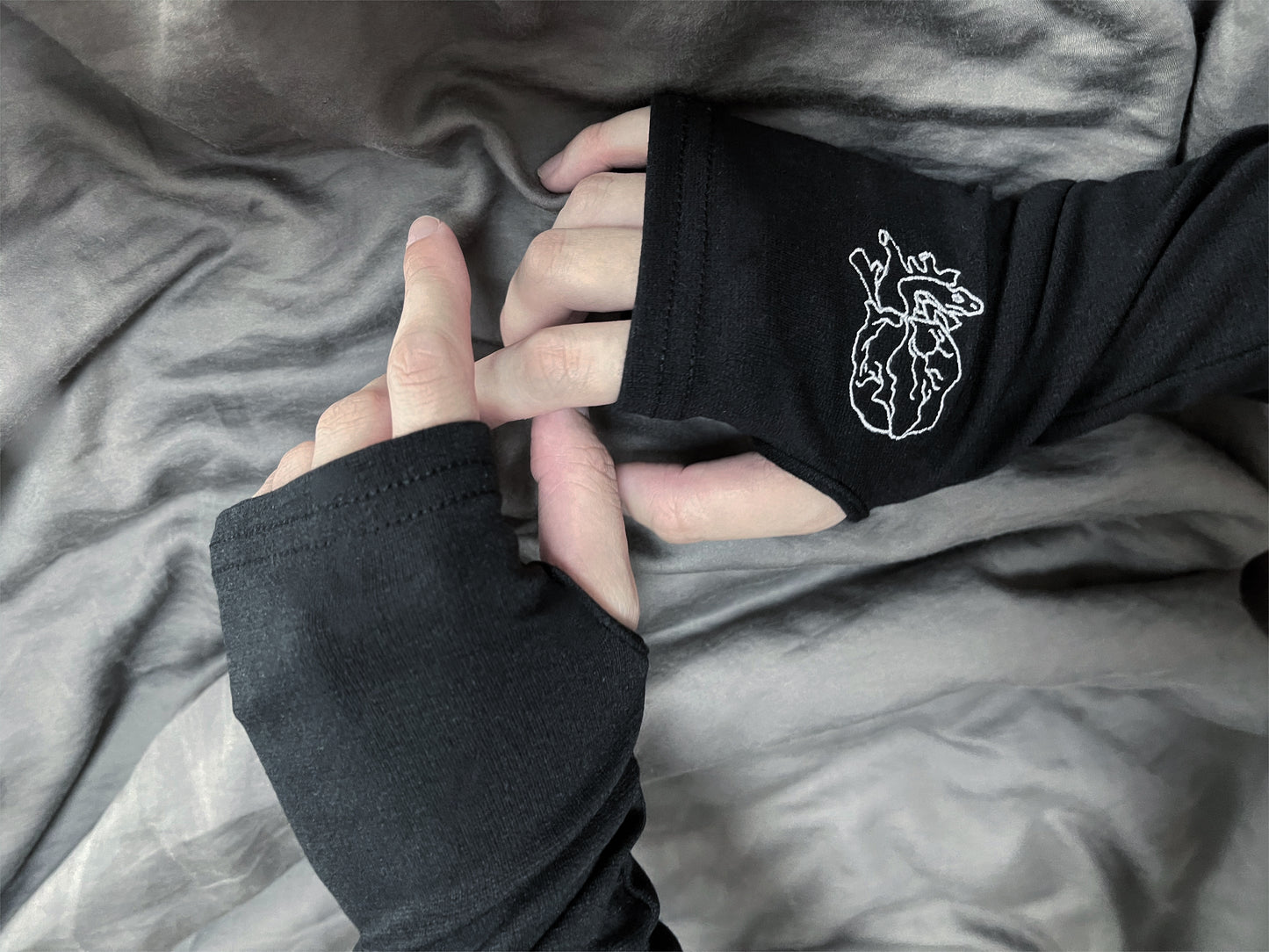 gibous snake heart arm cover
