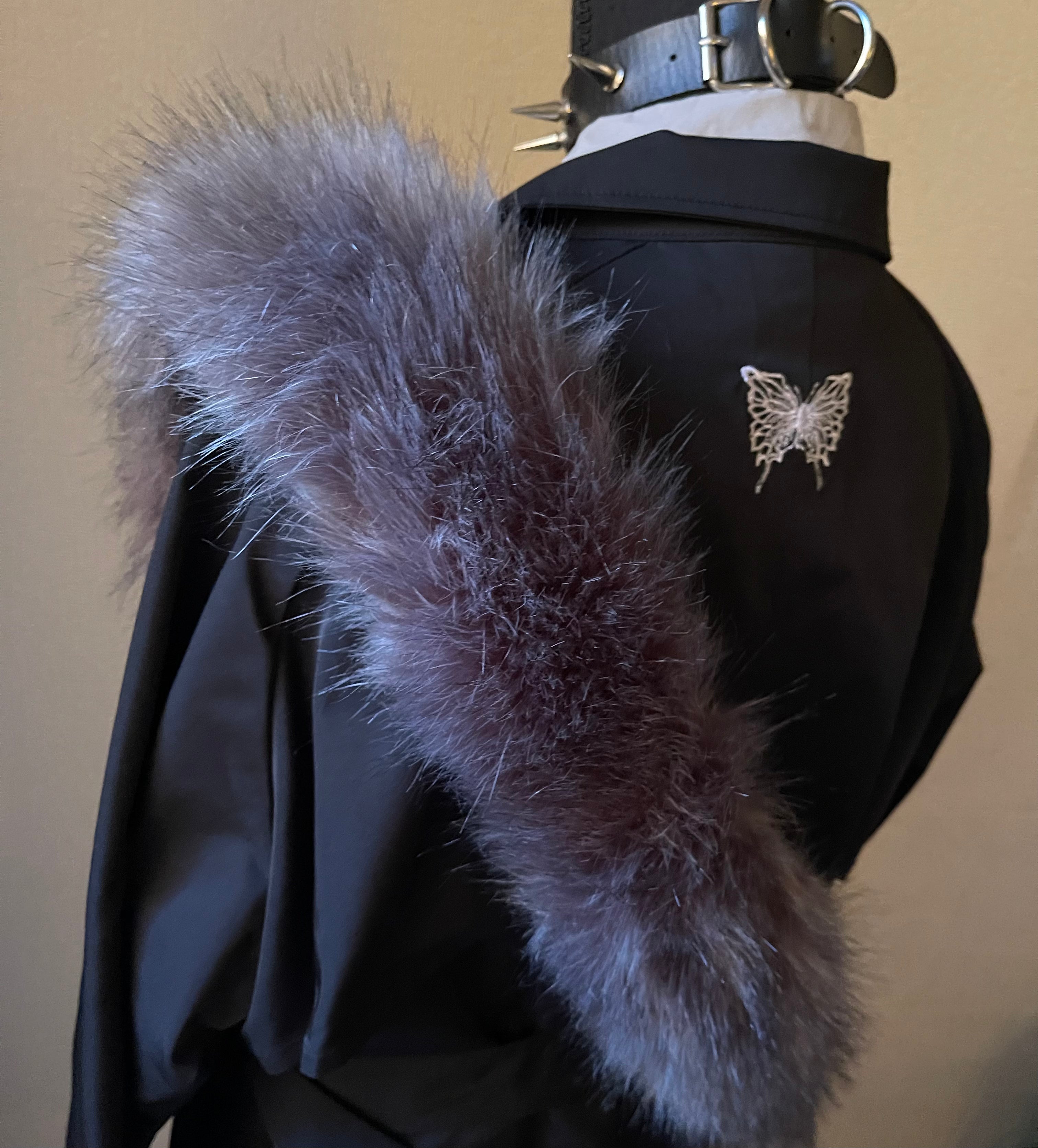 gibous fur bag