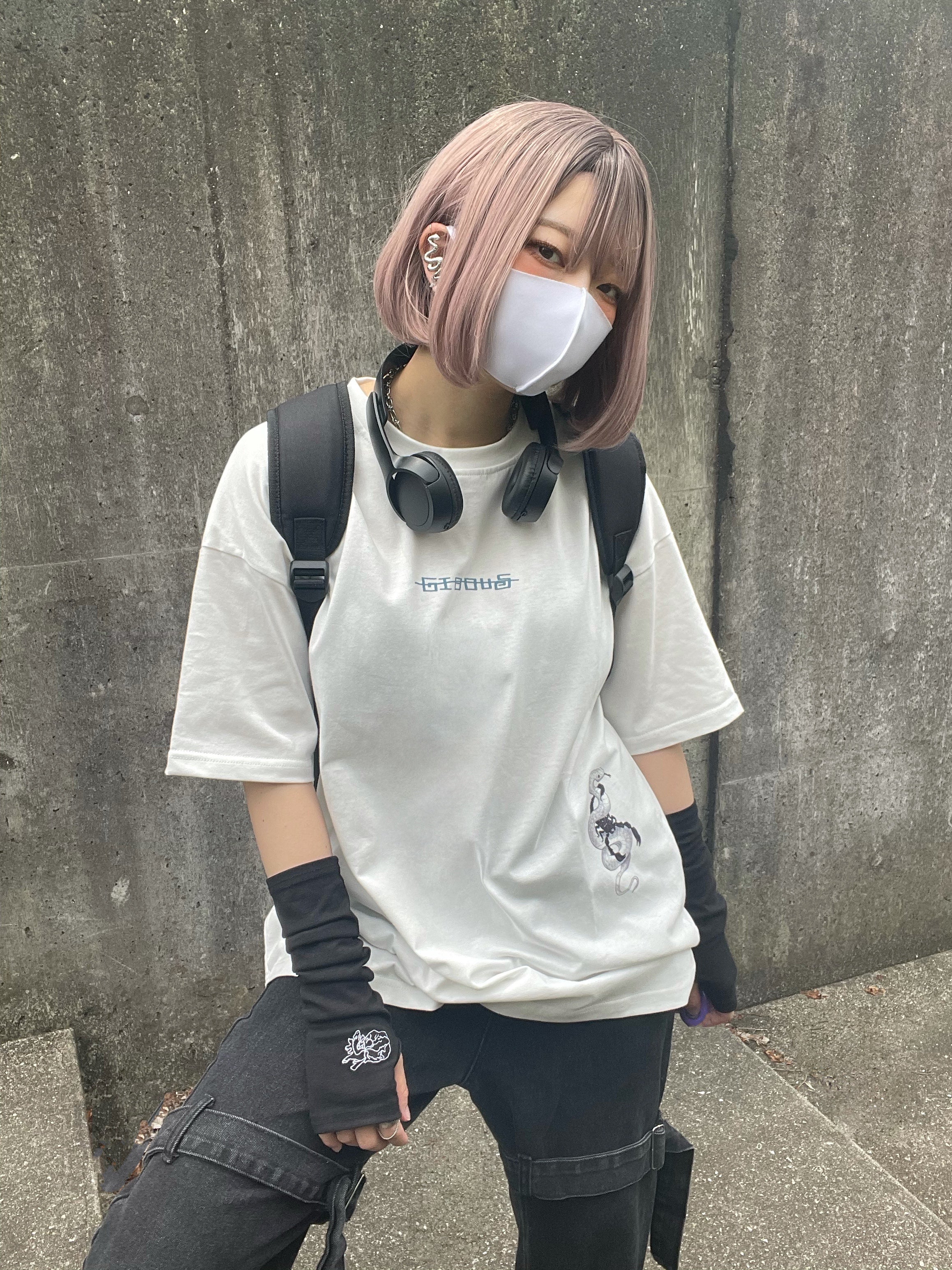 【再販】gibous logo snake T white