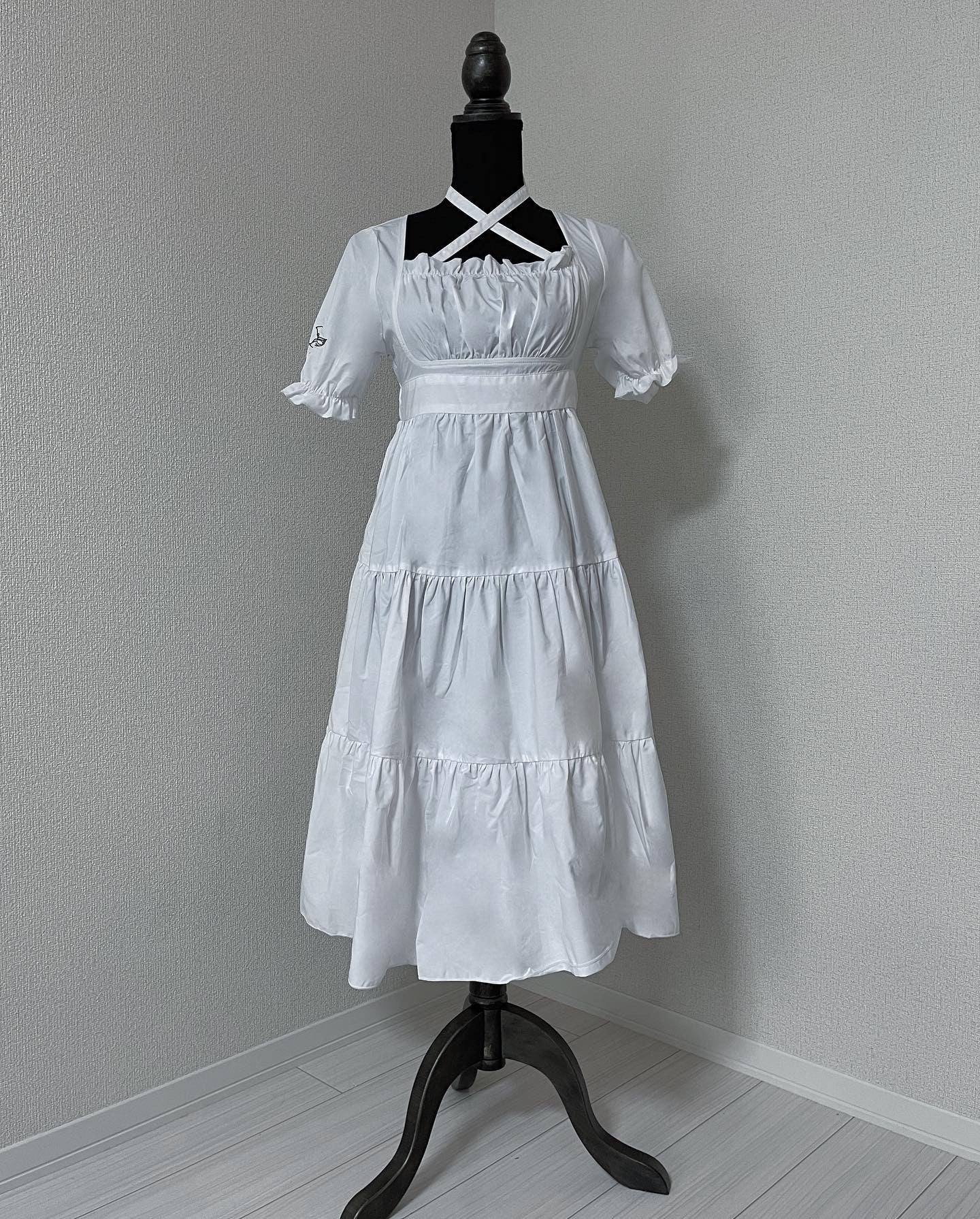gibous rose cross onepiece white