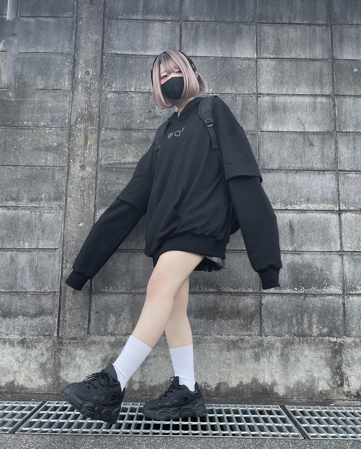 gibous sns parker black