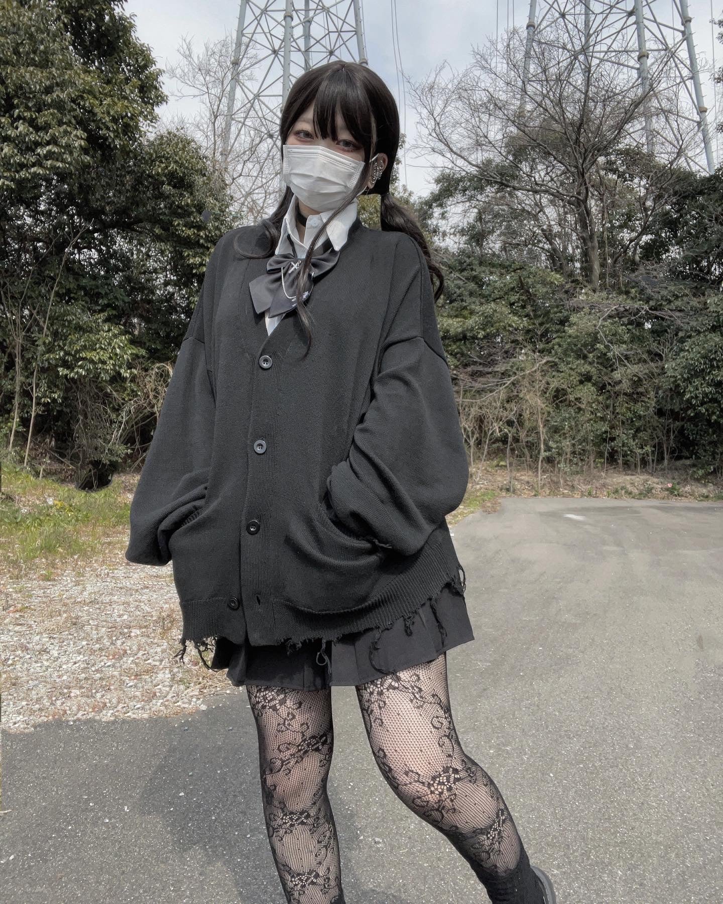 【再販】gibous damage cardigan black