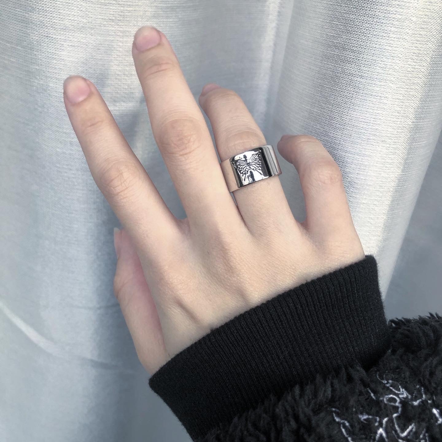 gibous butterfly ring