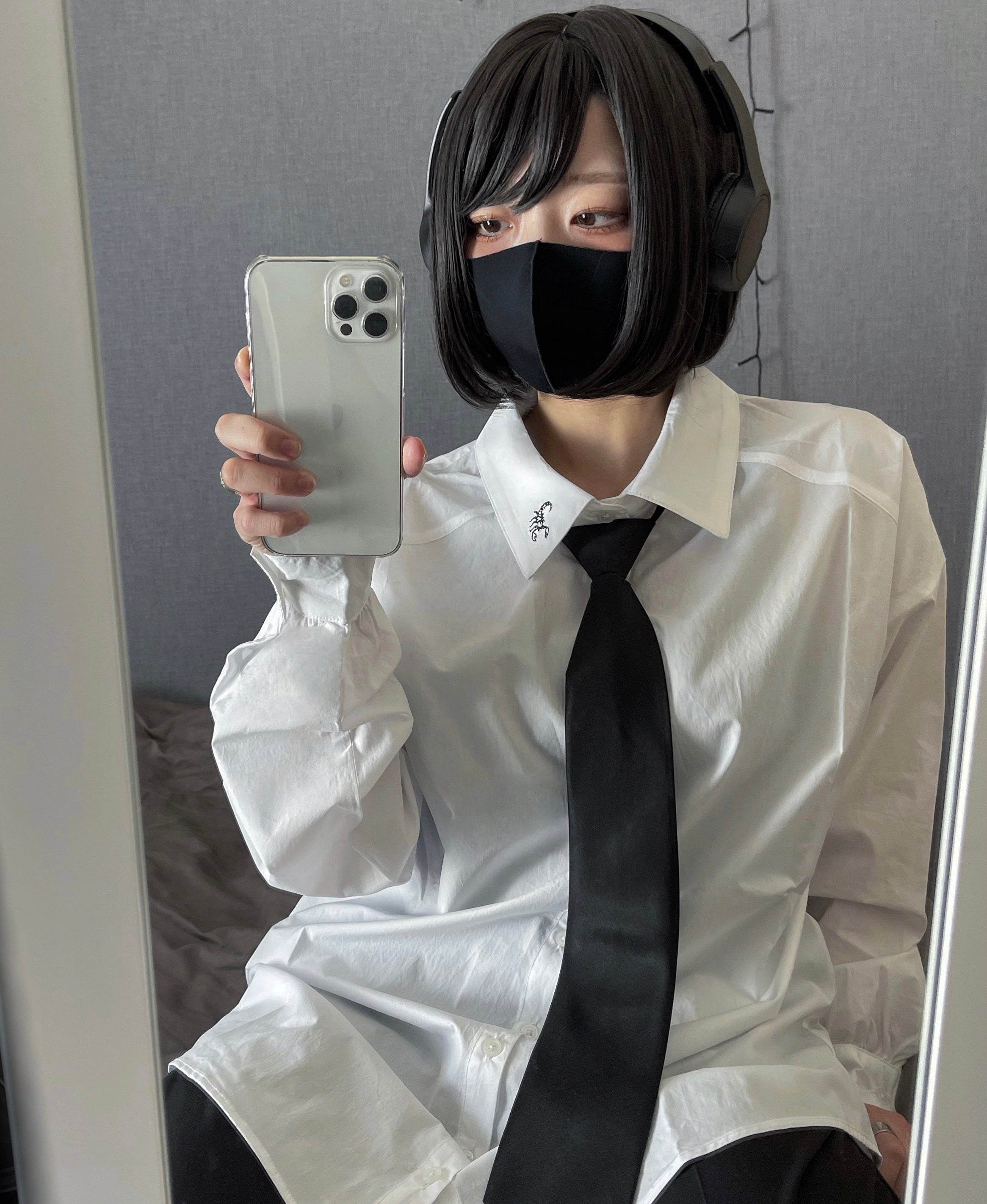 【再販】gibous scorpion shirt white