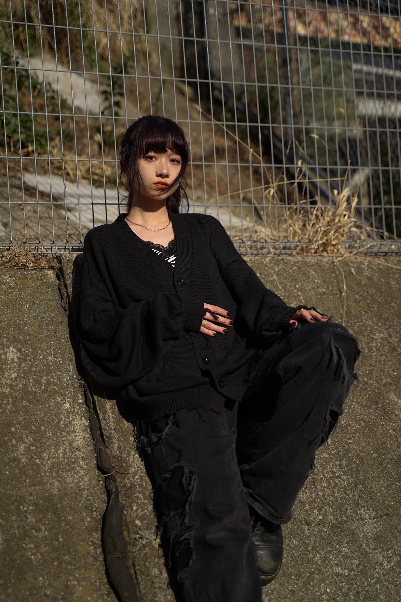 【再販】gibous damage cardigan black