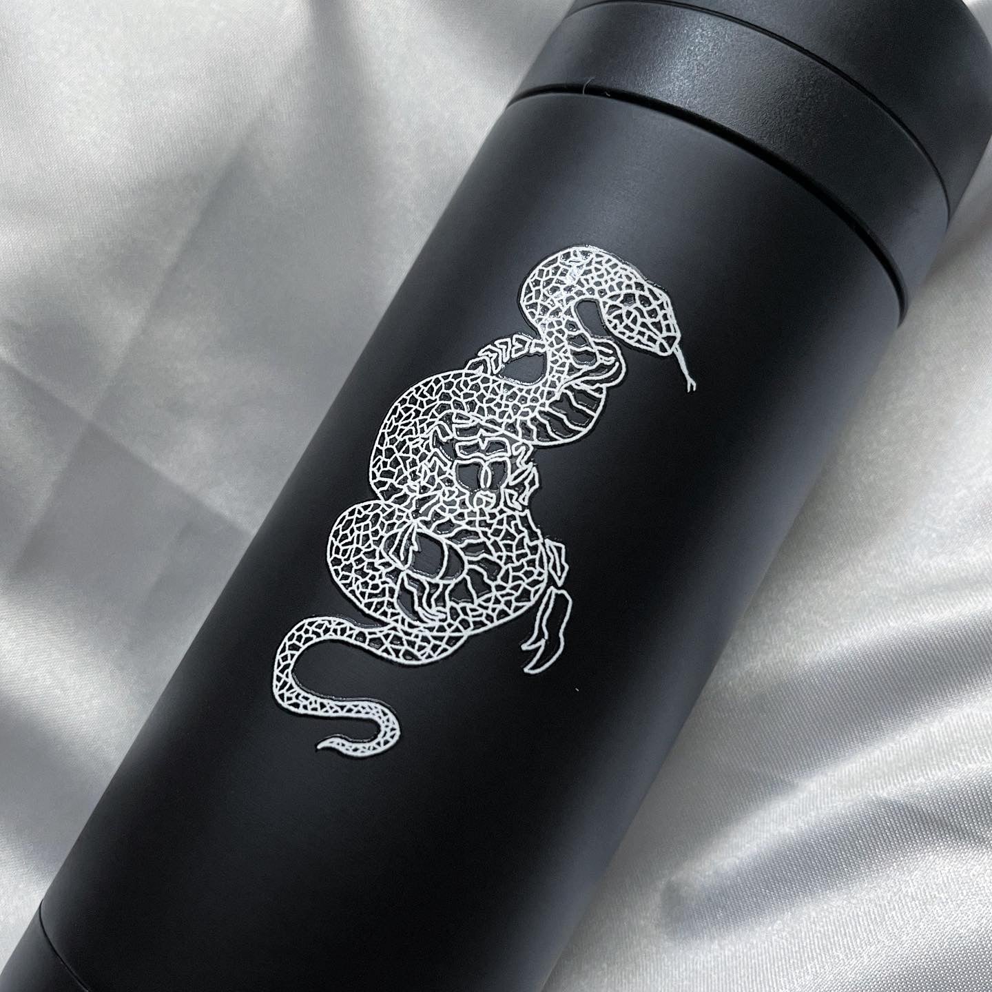【再販】gibous snake bottle