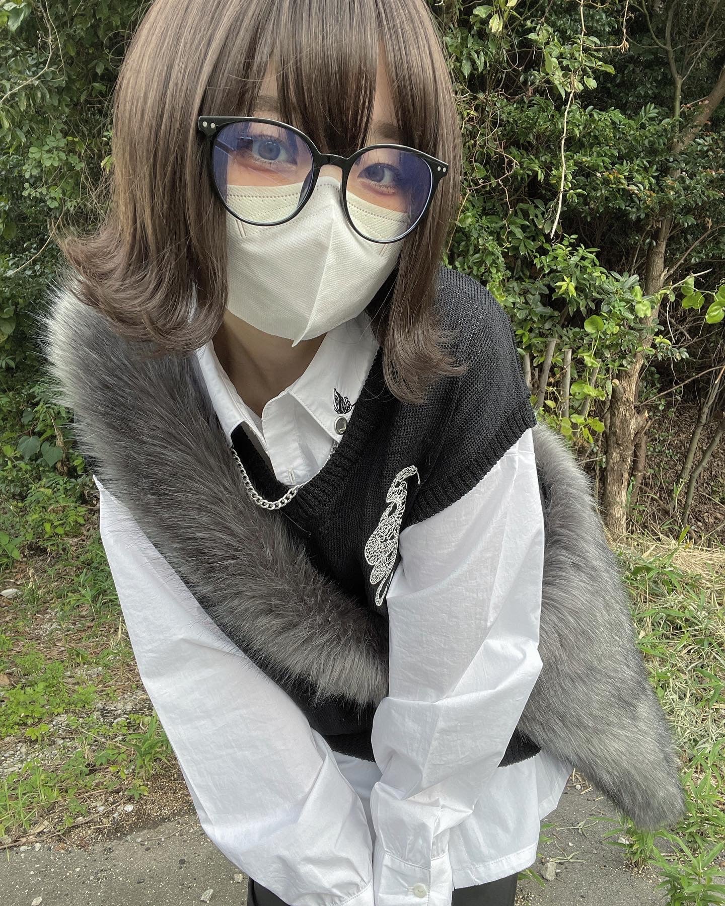gibous fur bag