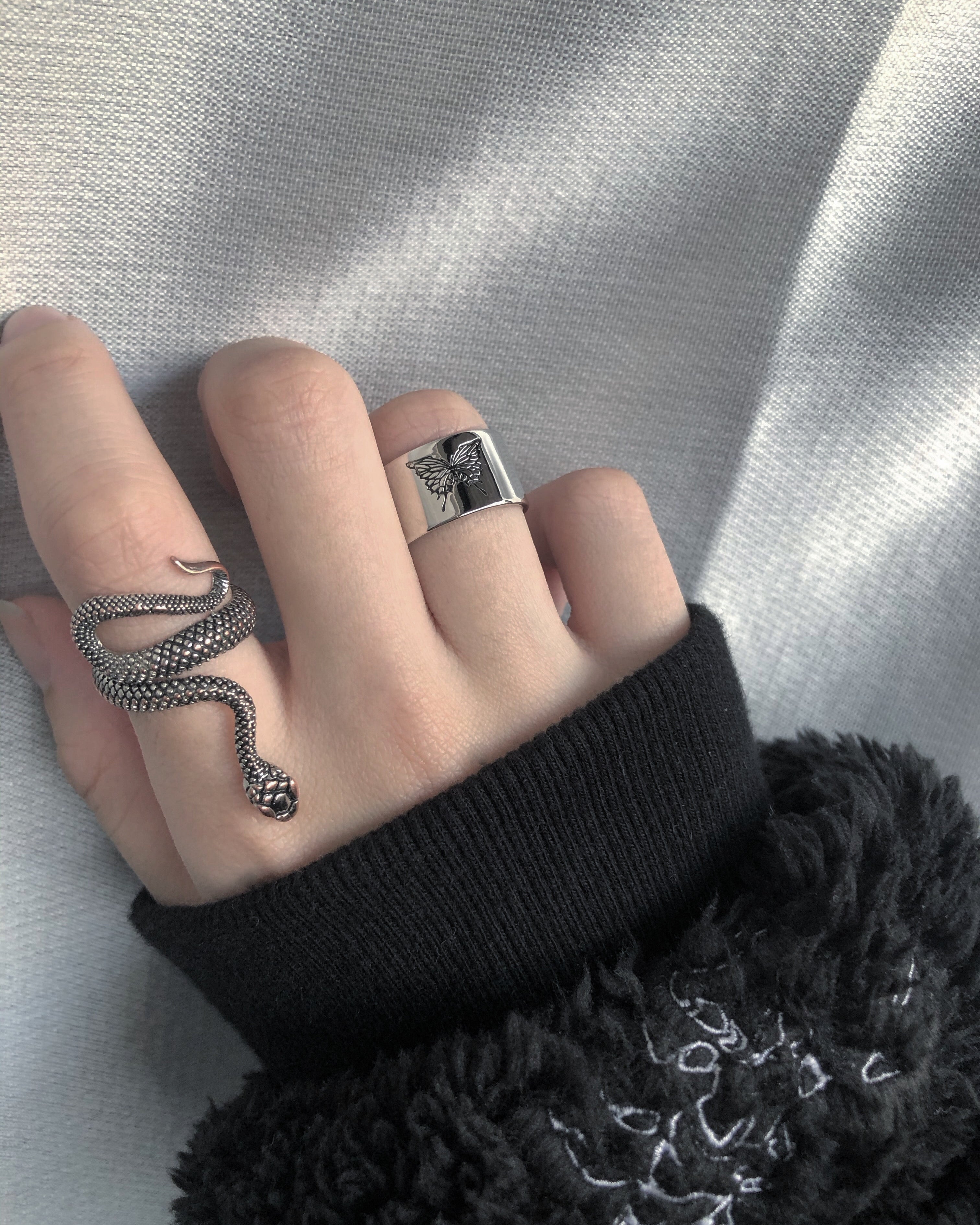 gibous butterfly ring