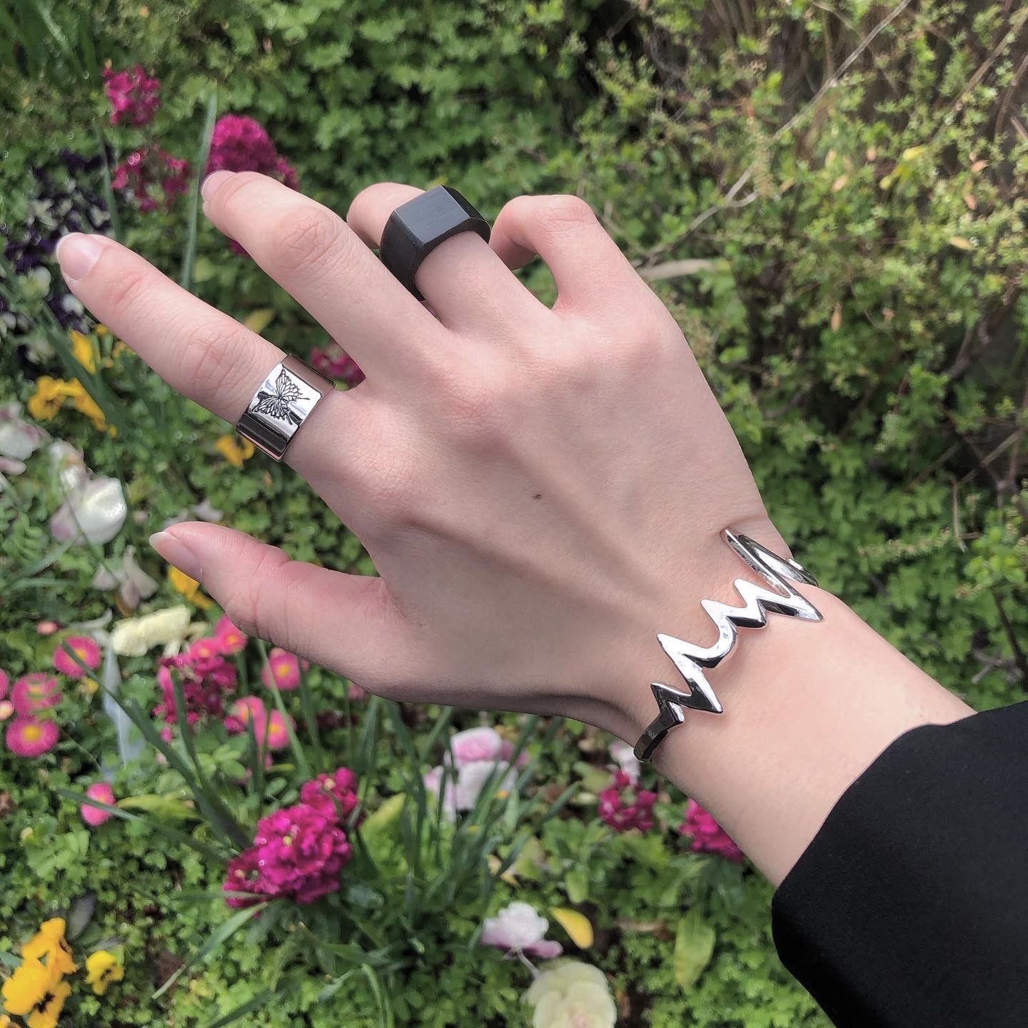 gibous butterfly ring