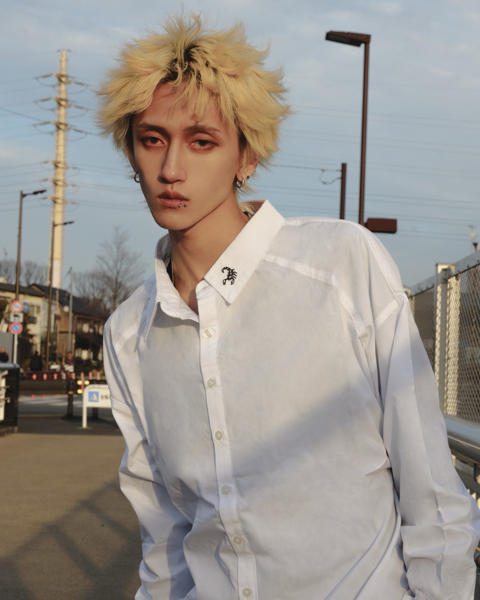 【再販】gibous scorpion shirt white