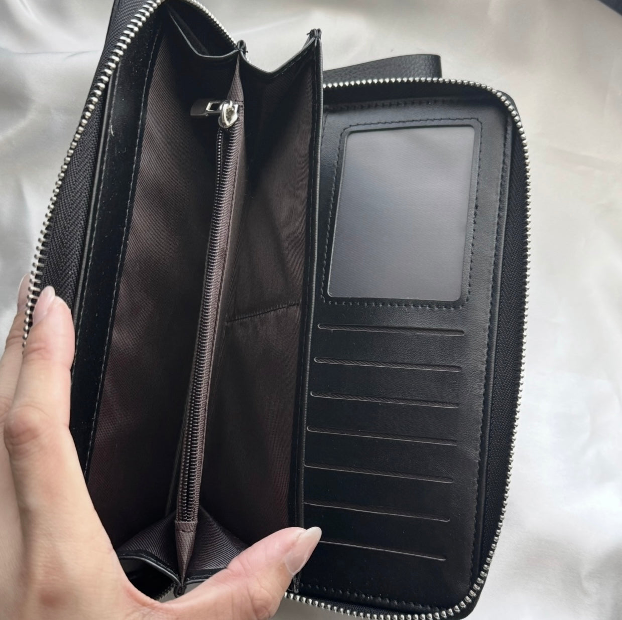 gibous Large black cross wallet