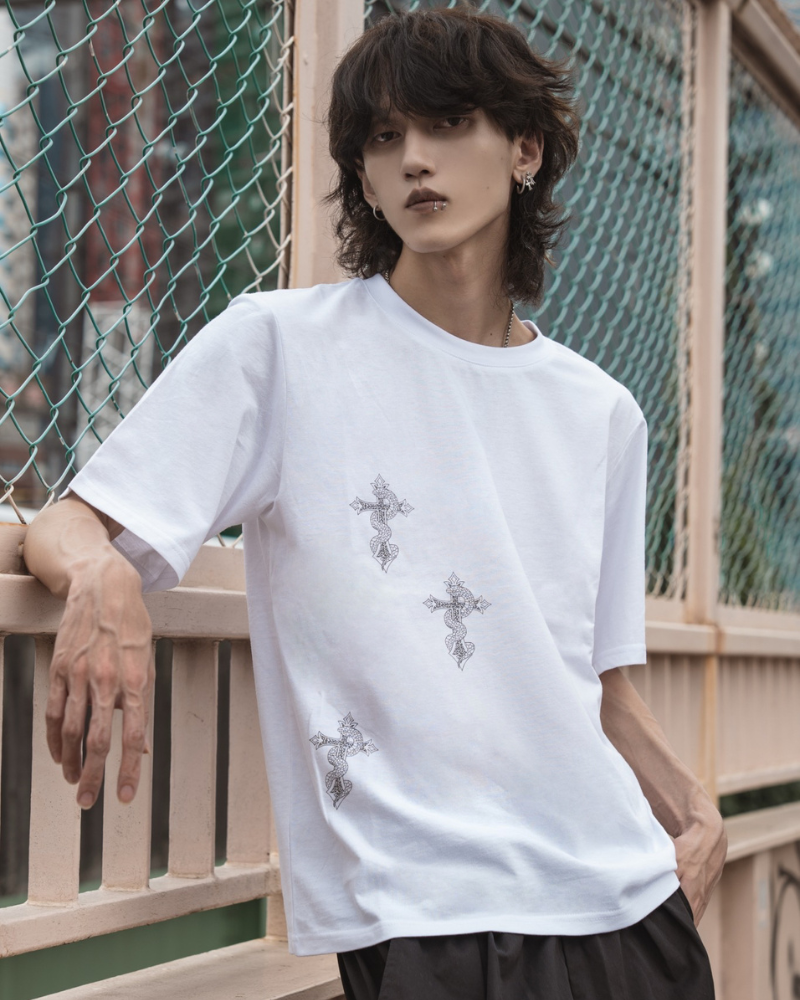 gibous random snake cross t shirt white