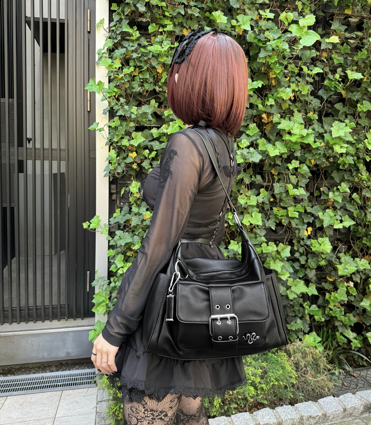 【再販】gibous snake bone belt shoulder bag